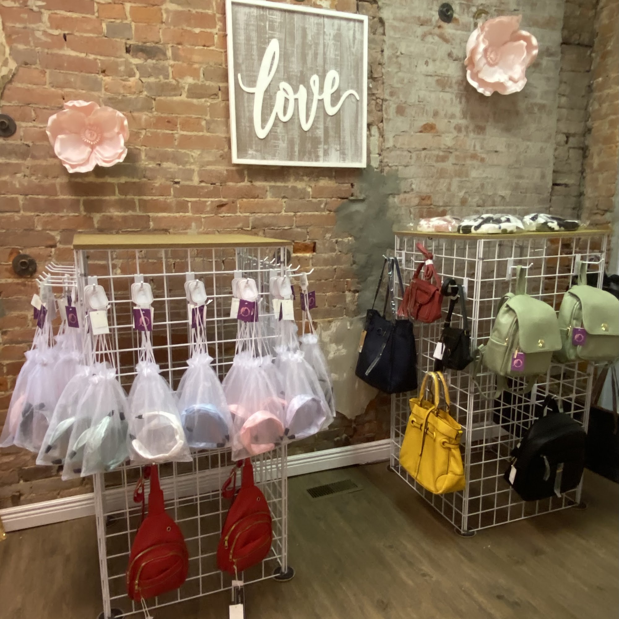 Love Yourself Boutique - Owensboro, KY Owensboro