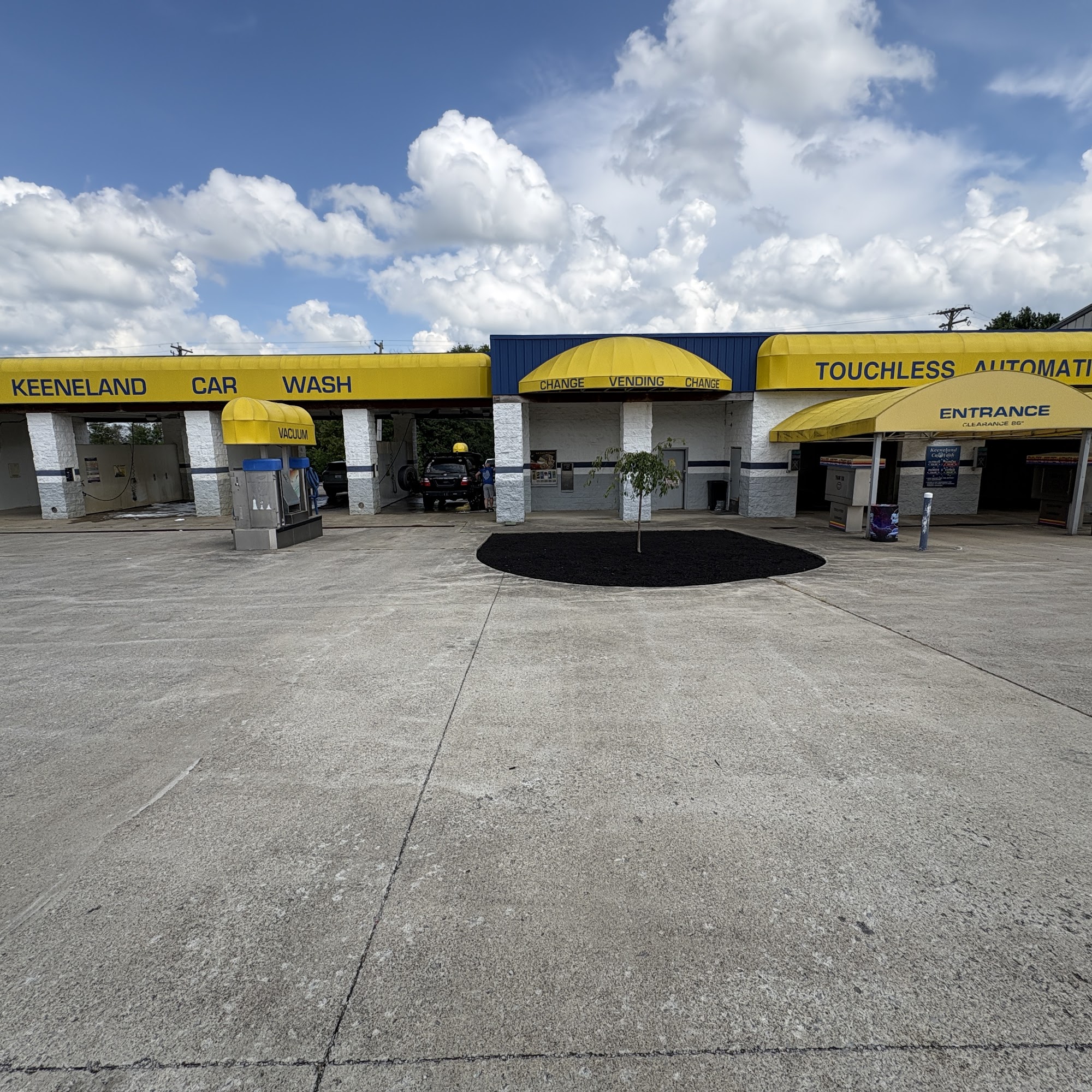 Keeneland Car Wash