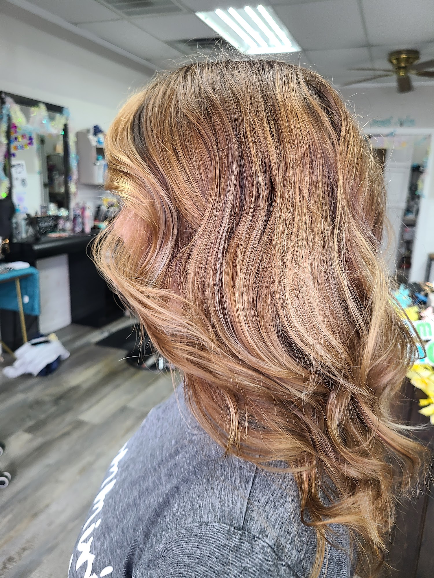 Serenity Salon 5775 US-27, Science Hill Kentucky 42553