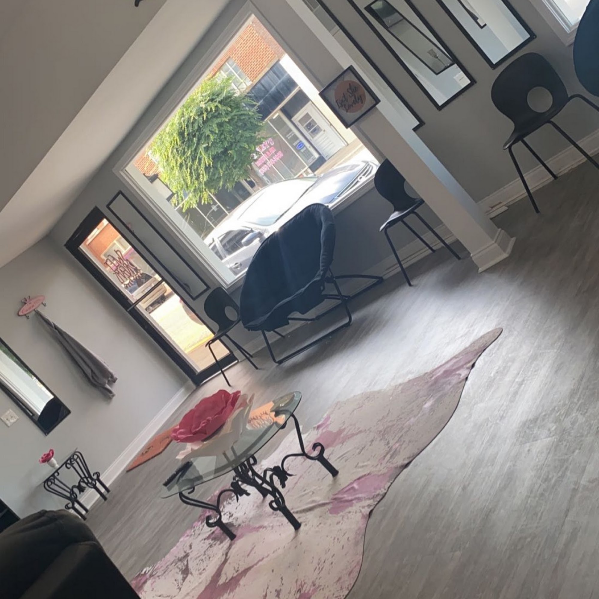 Quellys Lash Lab, LLC 133 W Main St, Springfield Kentucky 40069