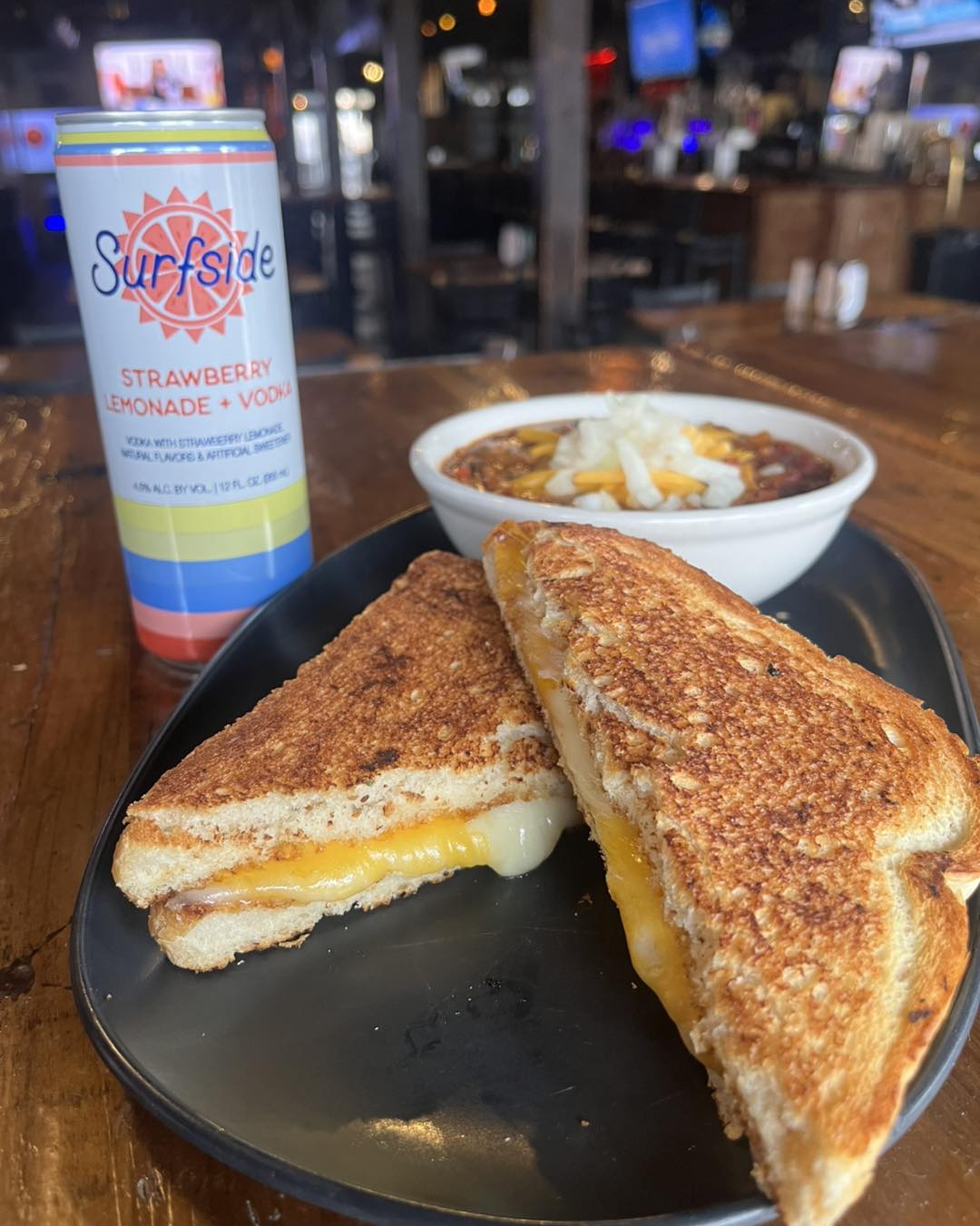 Saints Pizza Pub & SkyBar St. Matthews