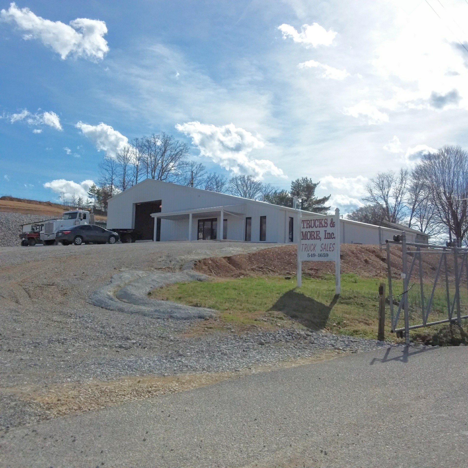 Trucks & More Inc Williamsburg