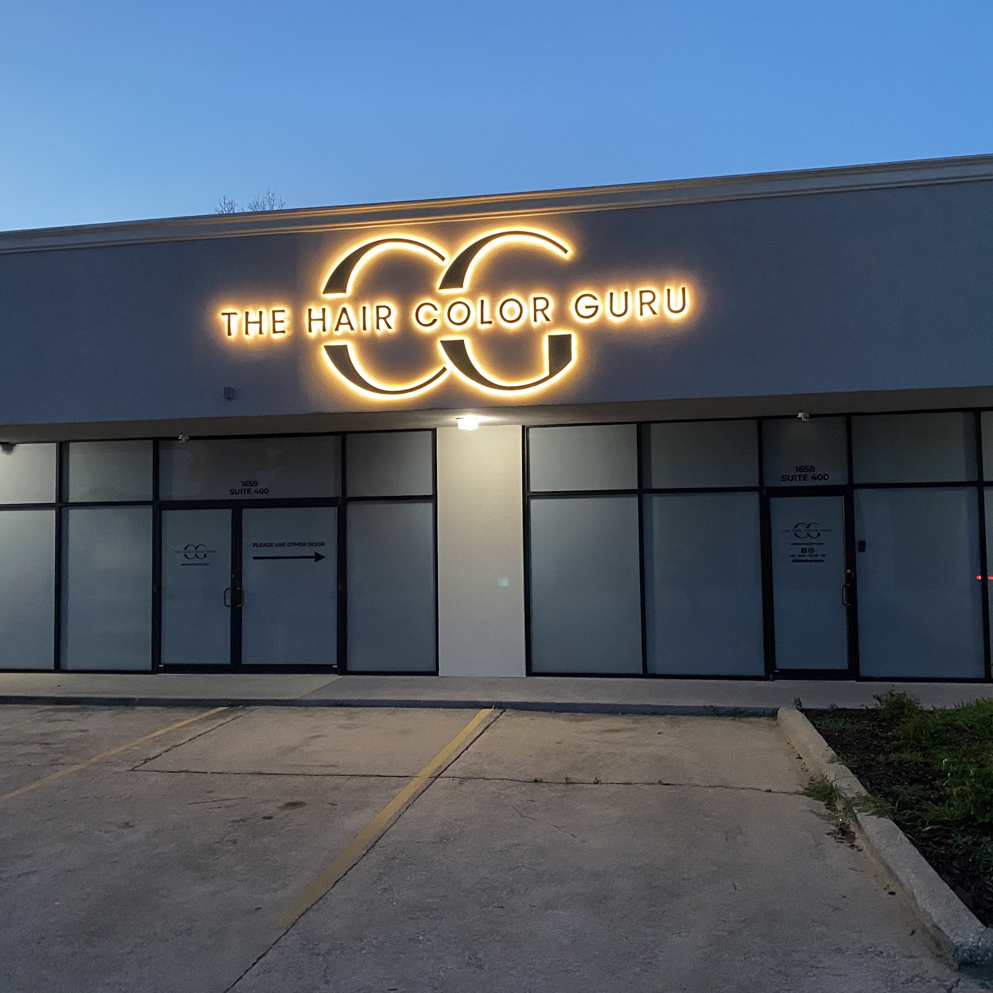 The Hair Color Guru LLC 1658 Benton Rd #400, Bossier City Louisiana 71111