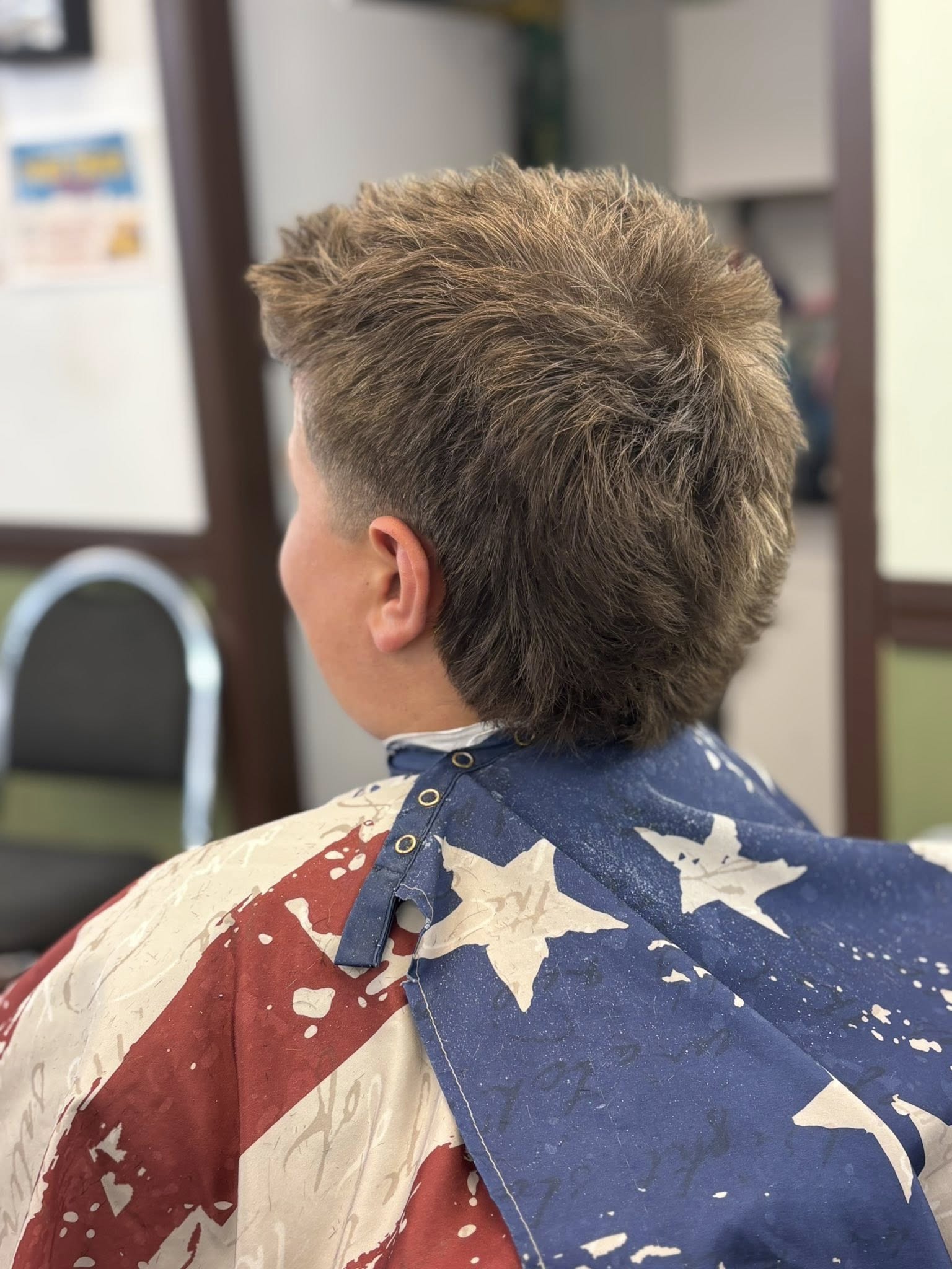 RONNIE AND FRANKIE'S BARBER SHOP