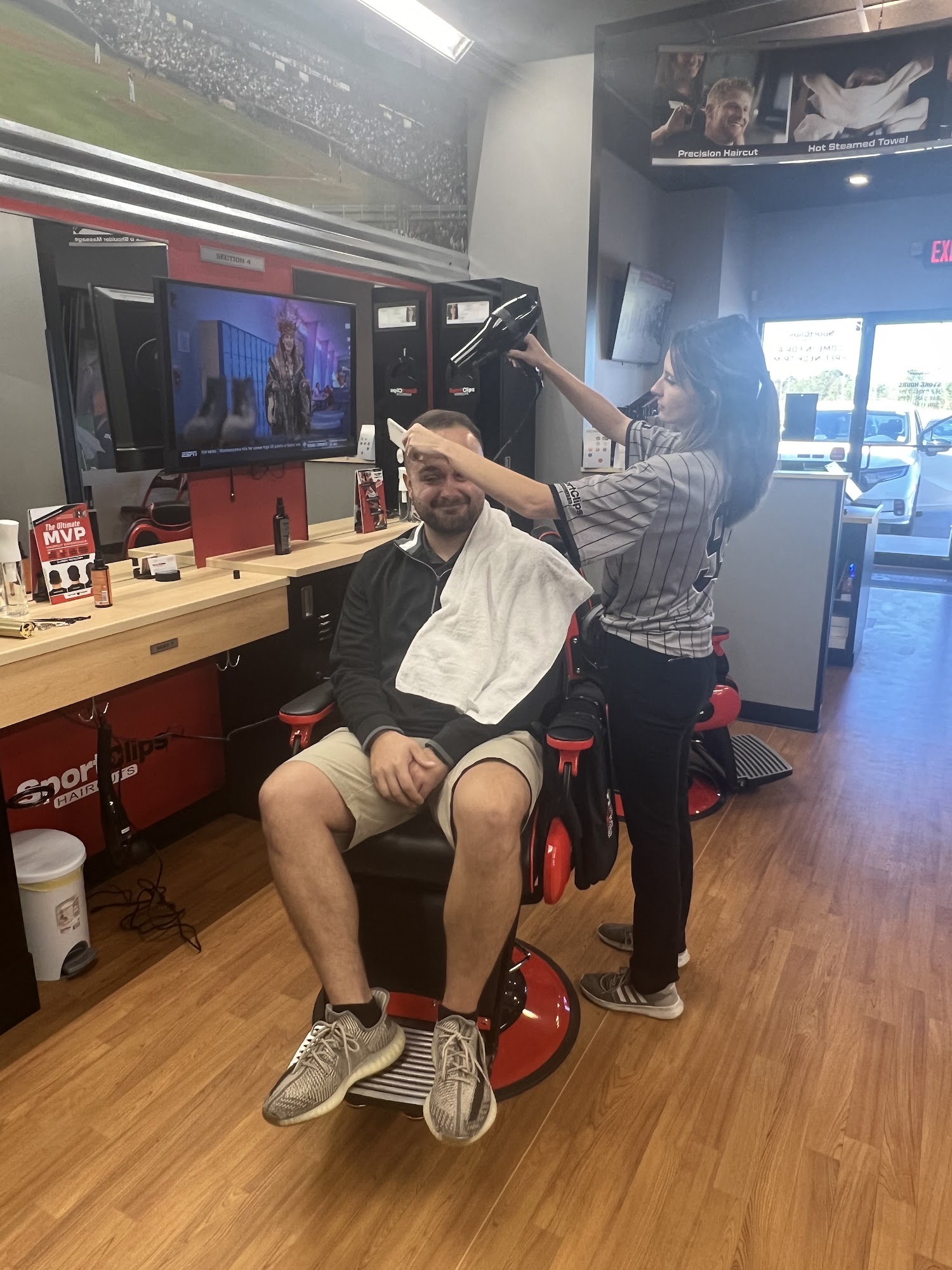 Sport Clips Haircuts of Broussard
