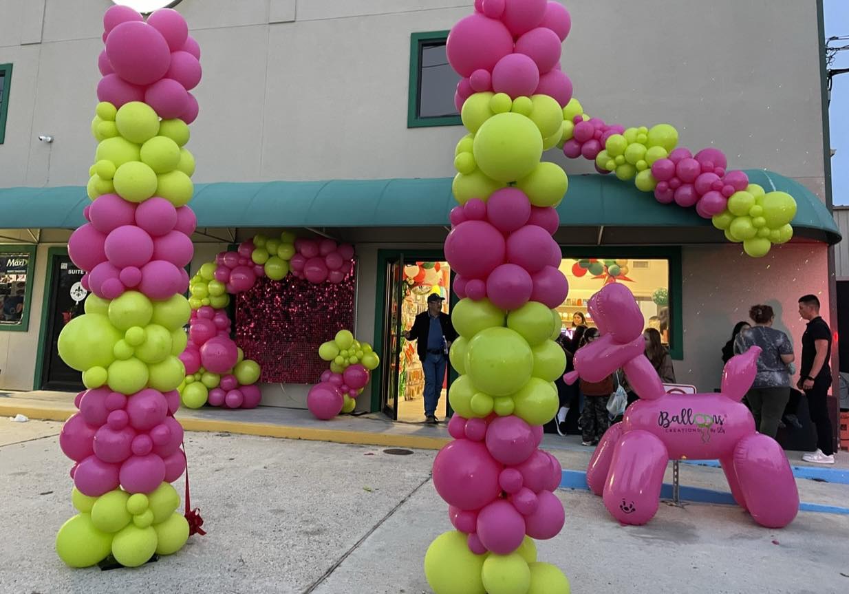 Balloons Creations By Liz 2407 Paris Rd SUITE C, Chalmette Louisiana 70043