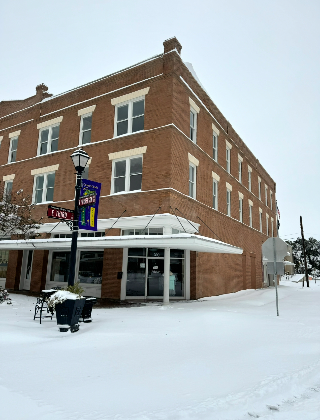 Puddles & Lace Crowley