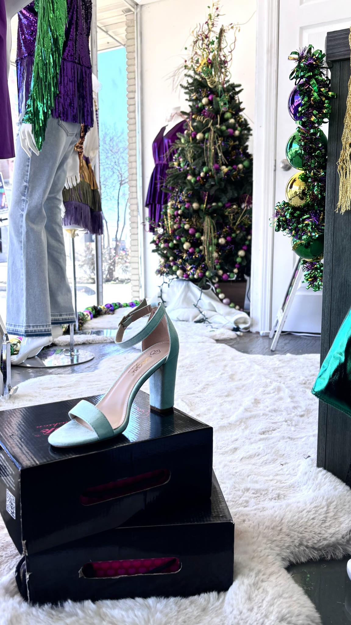 Poise & Personality, Tanning, Hair Salon, Boutique and Spa Crowley