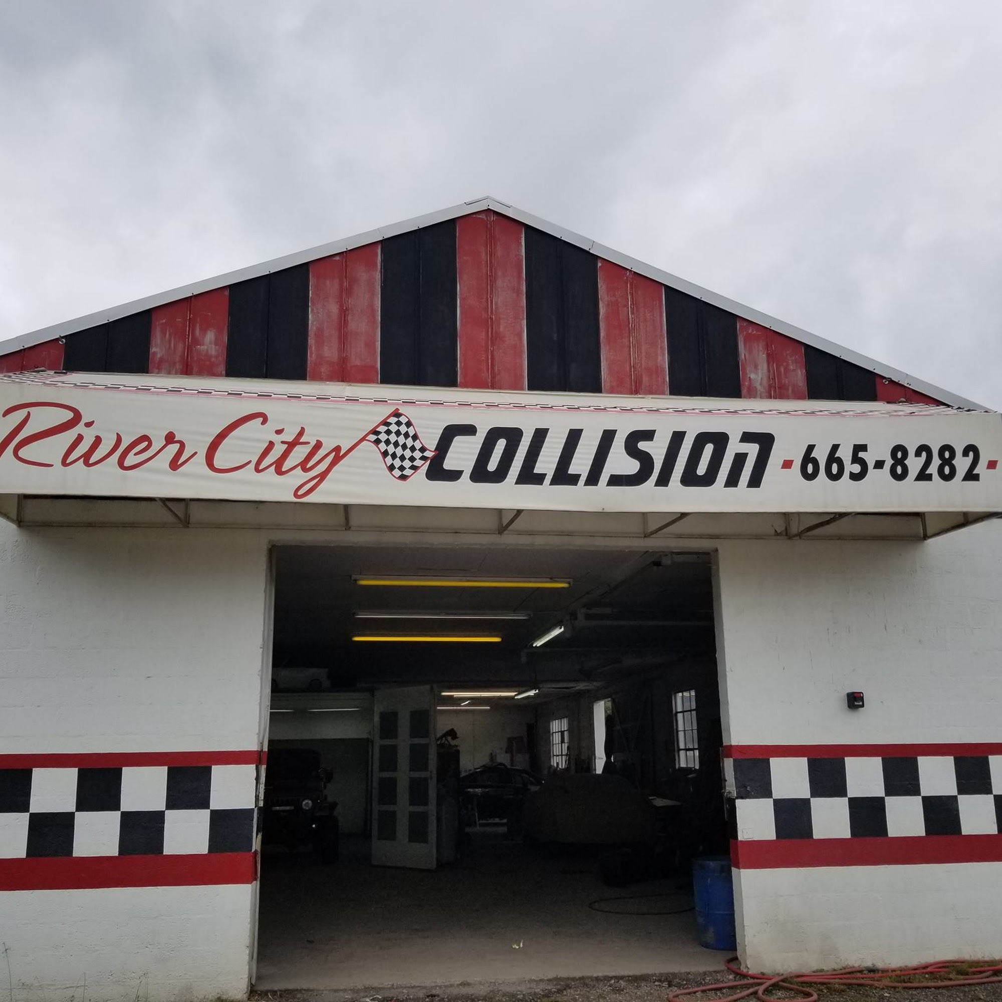 River City Collision Inc