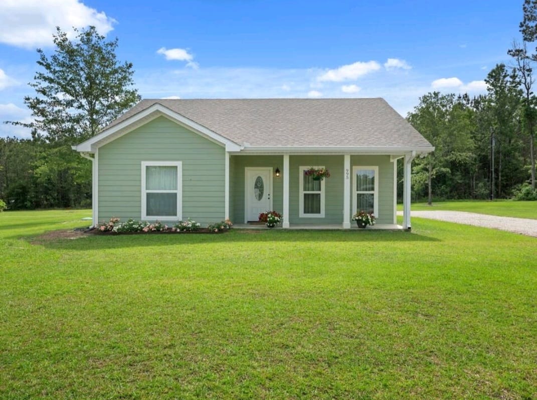 Nana's Cottage DeRidder