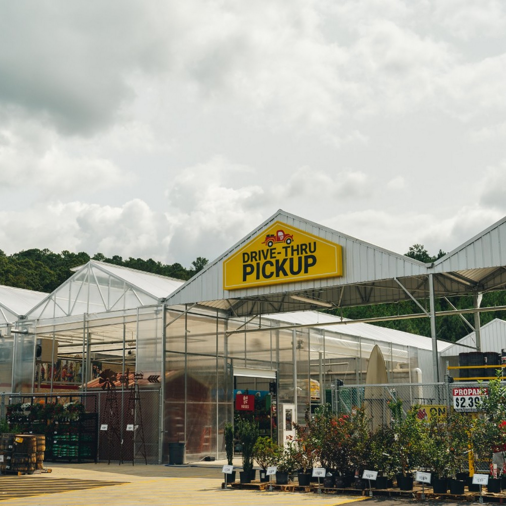 Garden Center at Tractor Supply DeRidder