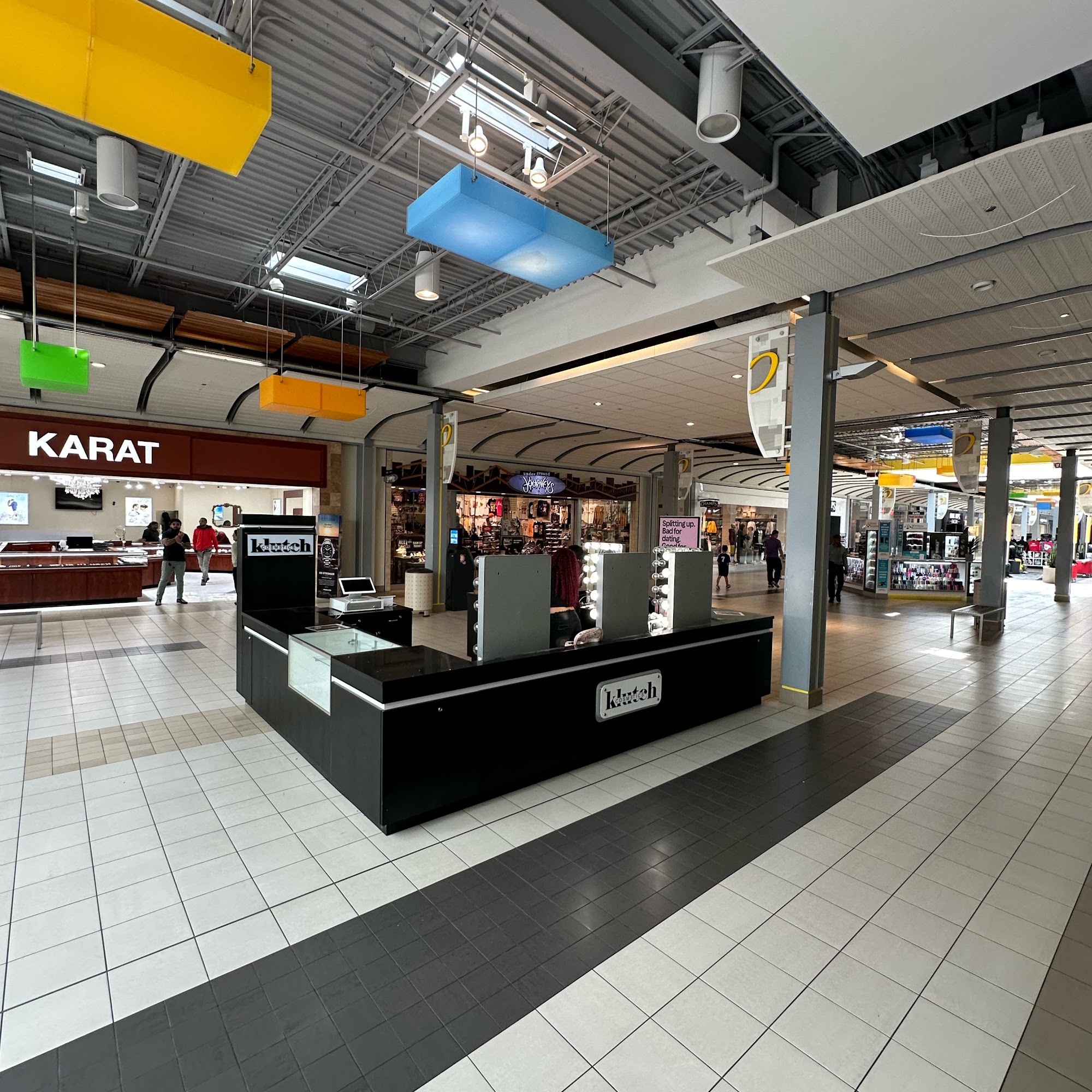 Chaabouni's Men's Wear Suits & Women Dresses – Oakwood Center Gretna