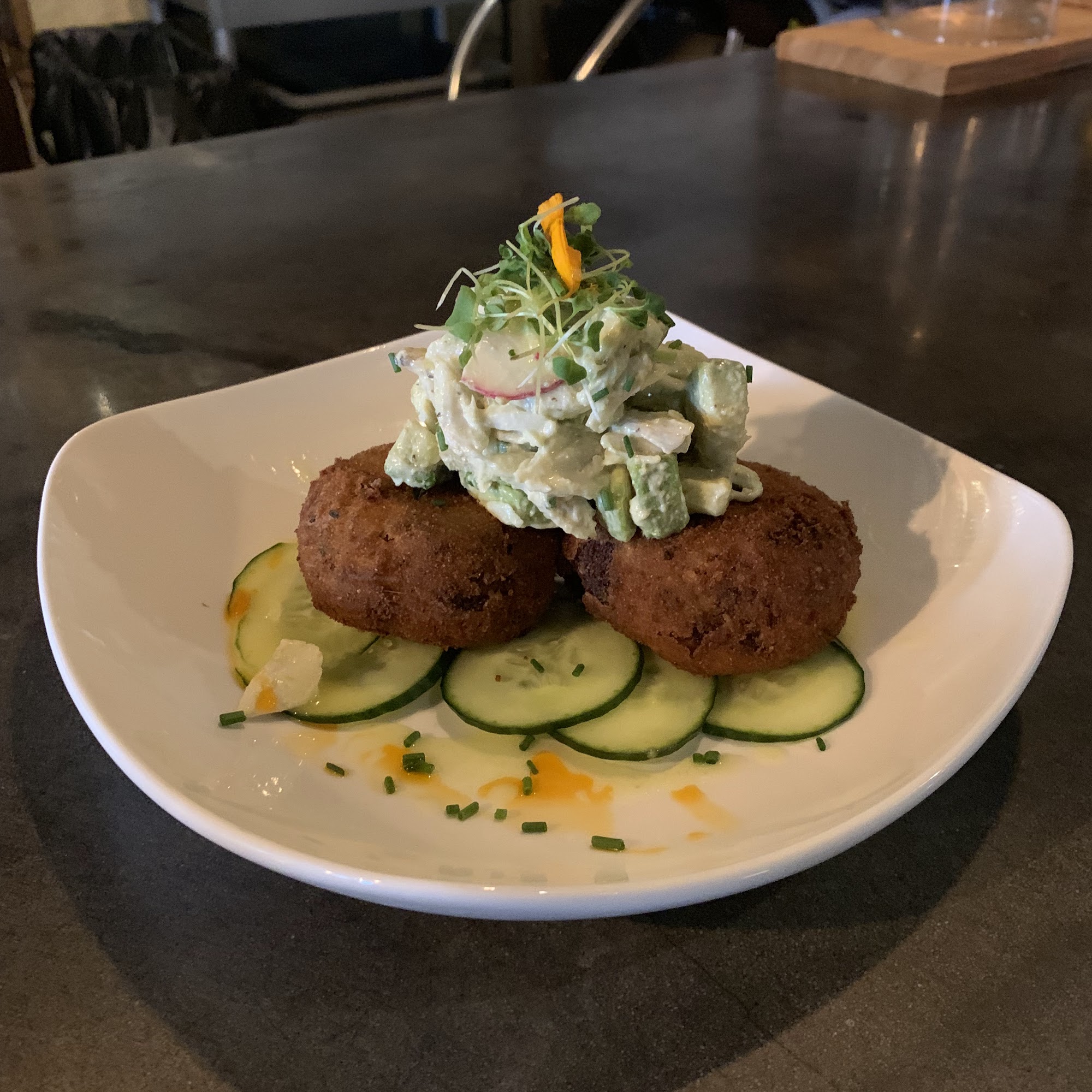 Cena; Hammond Hammond