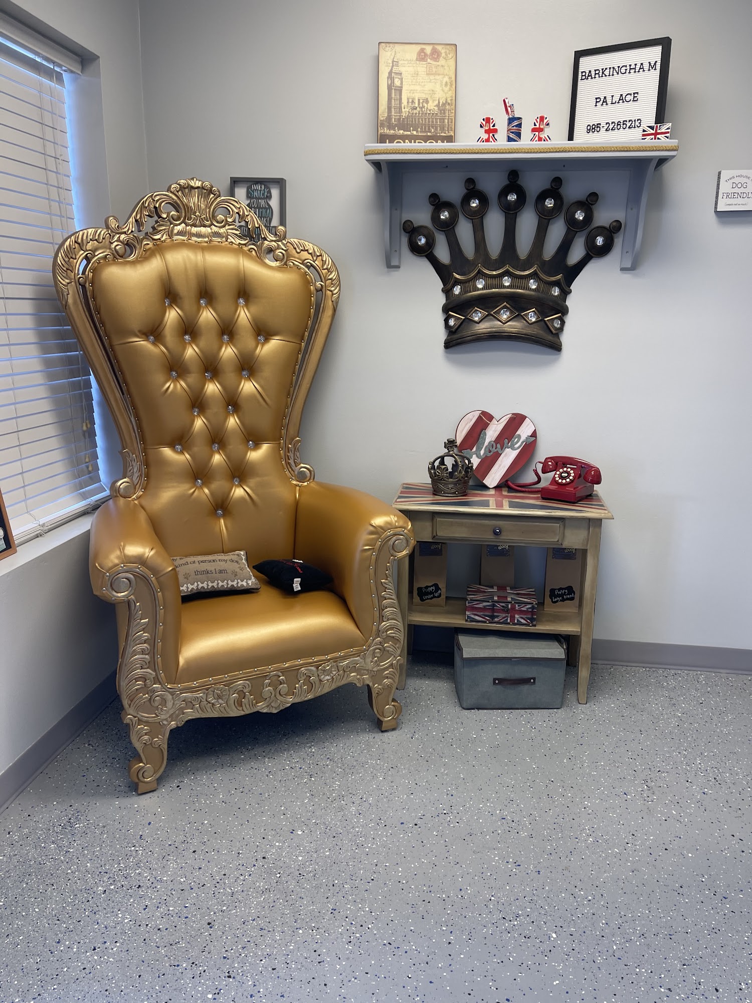 Barkingham Palace Pet Grooming Houma