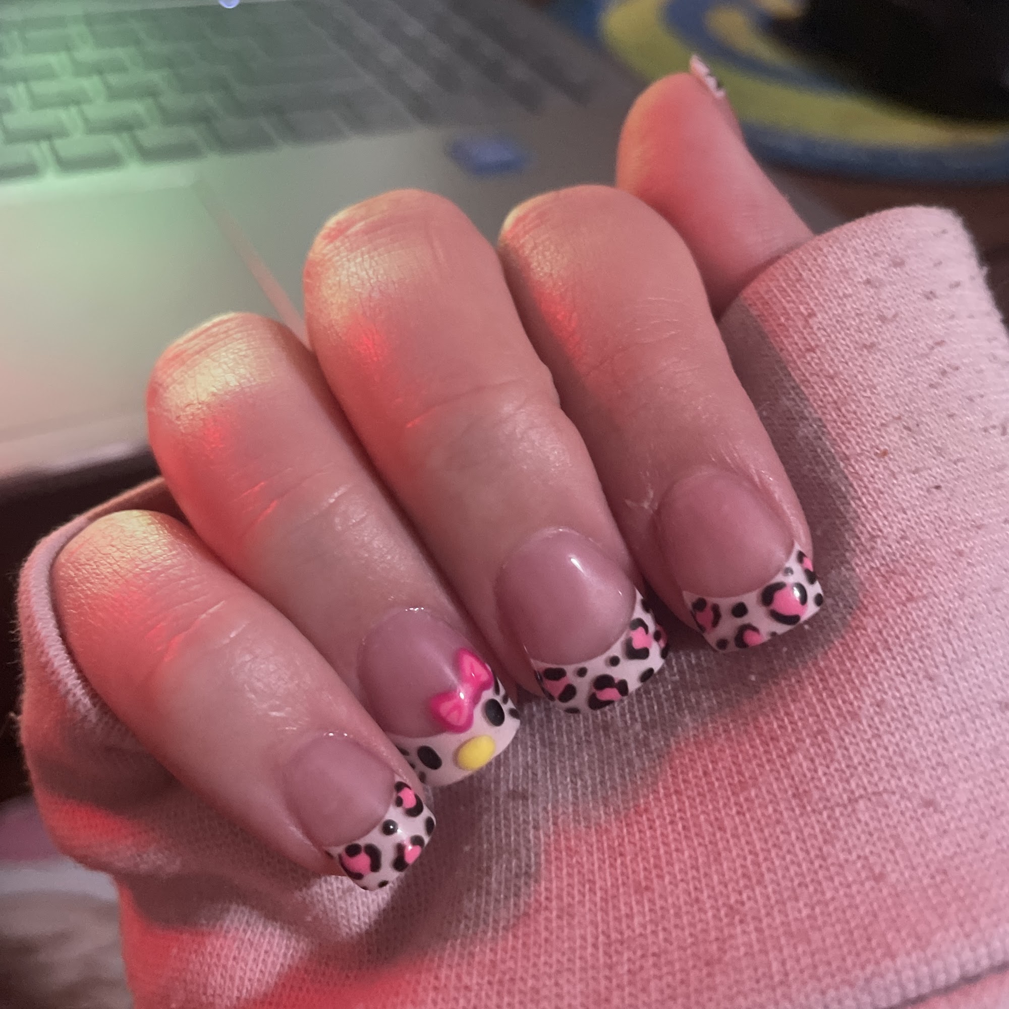 Pretty Nails 407 E Main St, Jonesboro Louisiana 71251