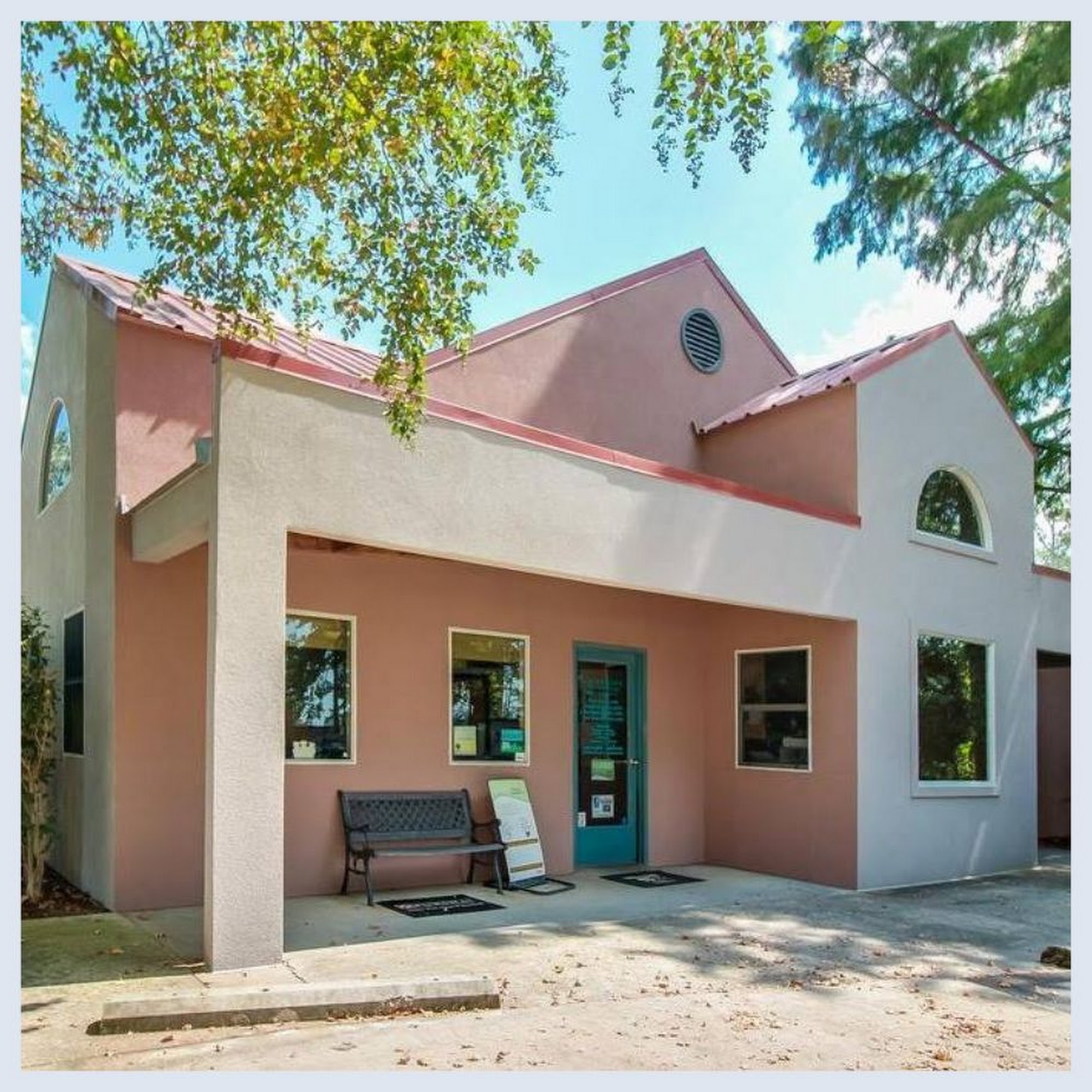 Riverside Veterinary Hospital Mandeville