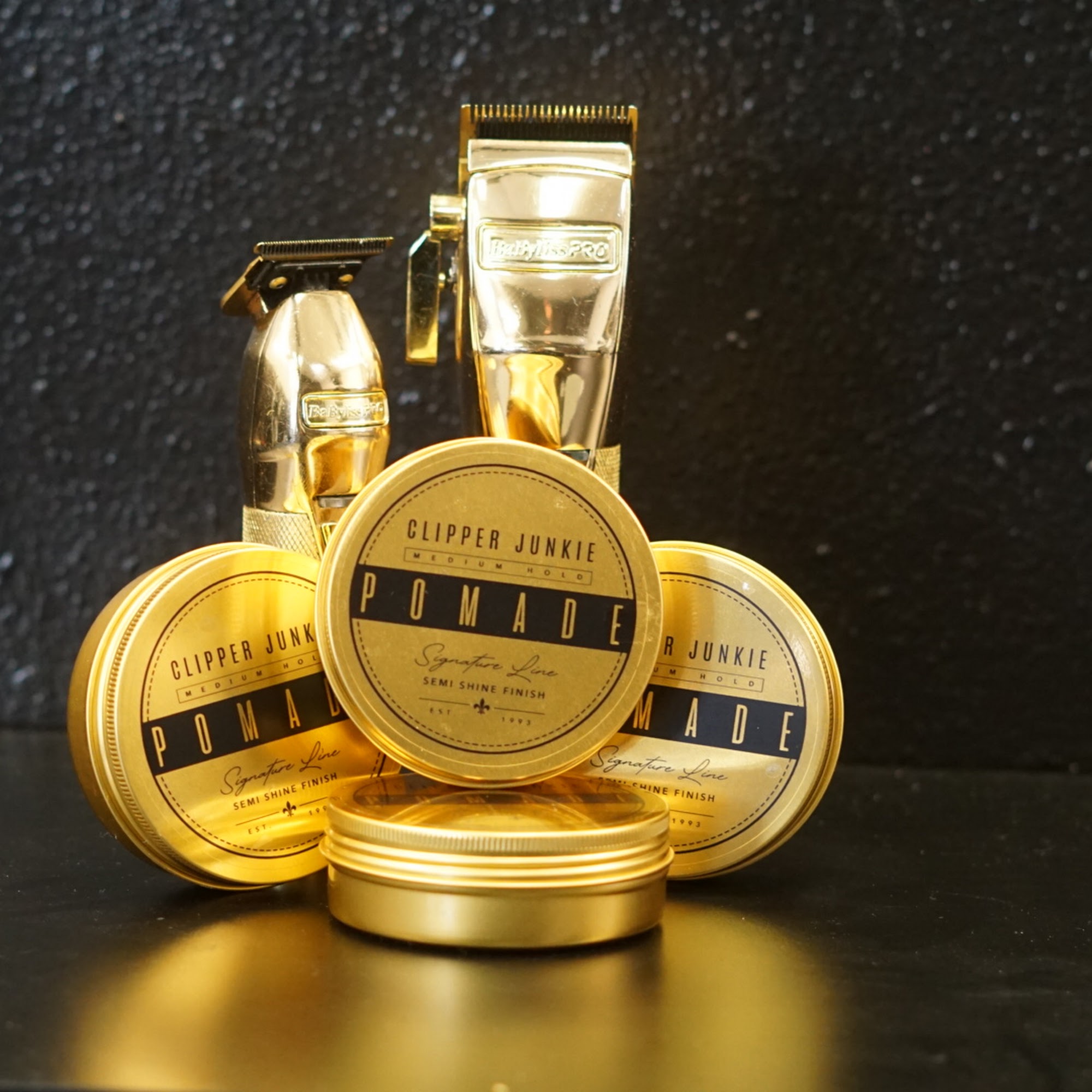 CLIPPERJUNKIES BARBER X BEAUTY STUDIO 7605 Westbank Expy STE D, Marrero Louisiana 70072