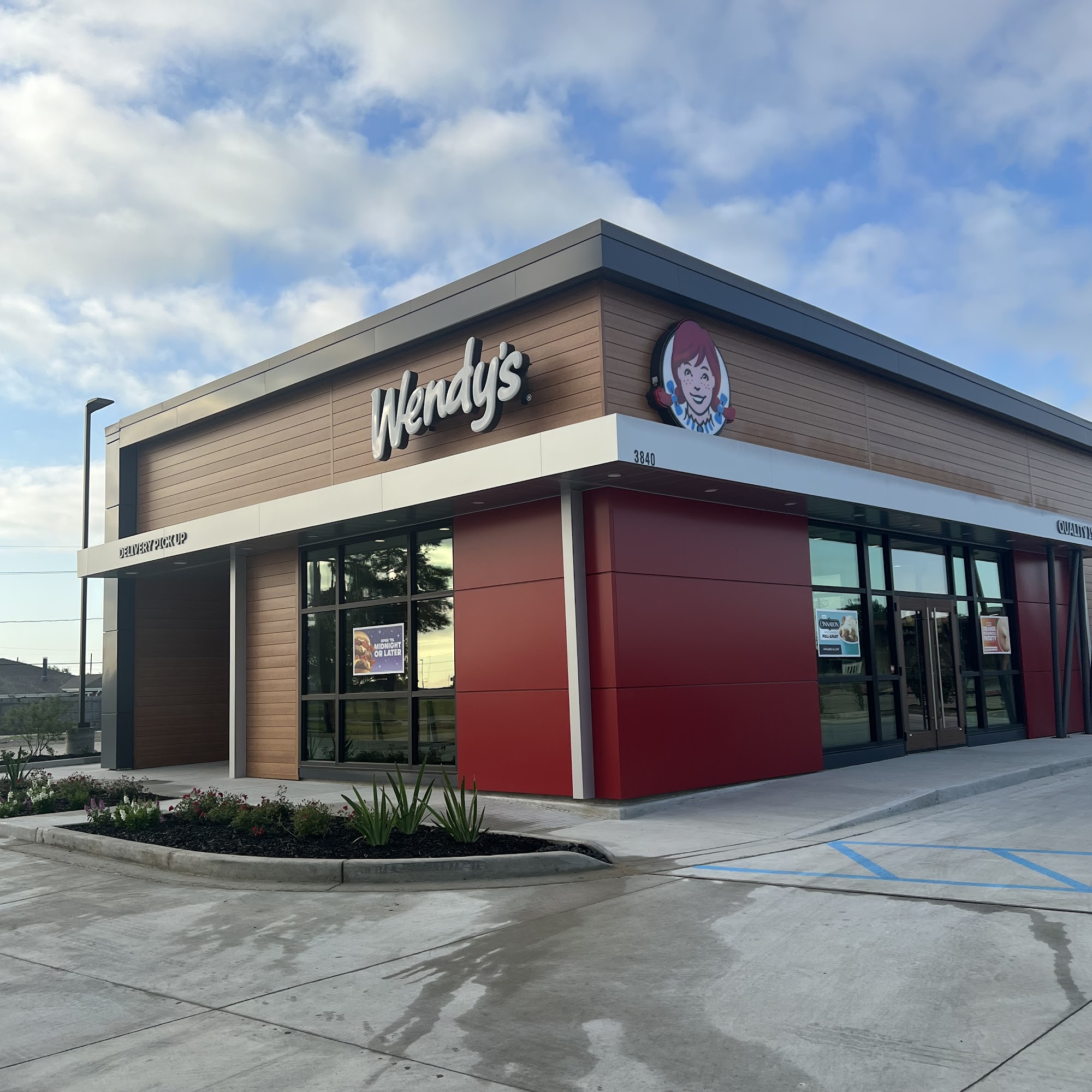 Wendy's 3840 E Judge Perez Dr, Meraux