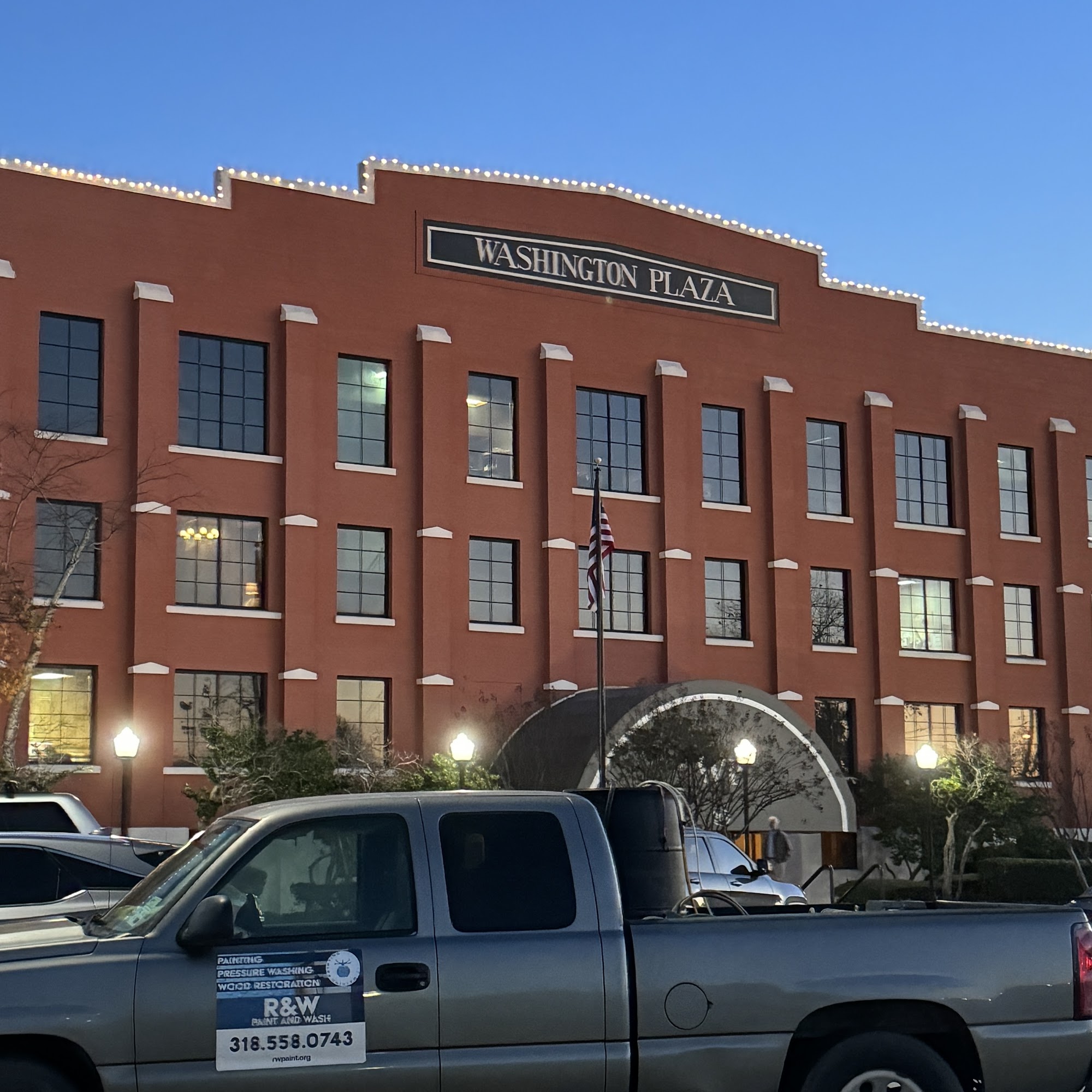 Washington Plaza Monroe