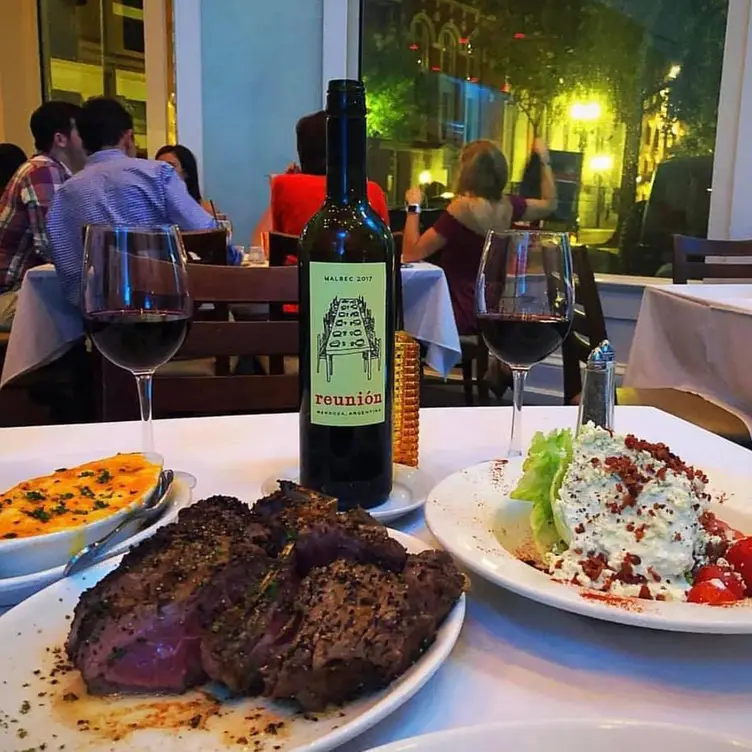 Photo credit: opentable