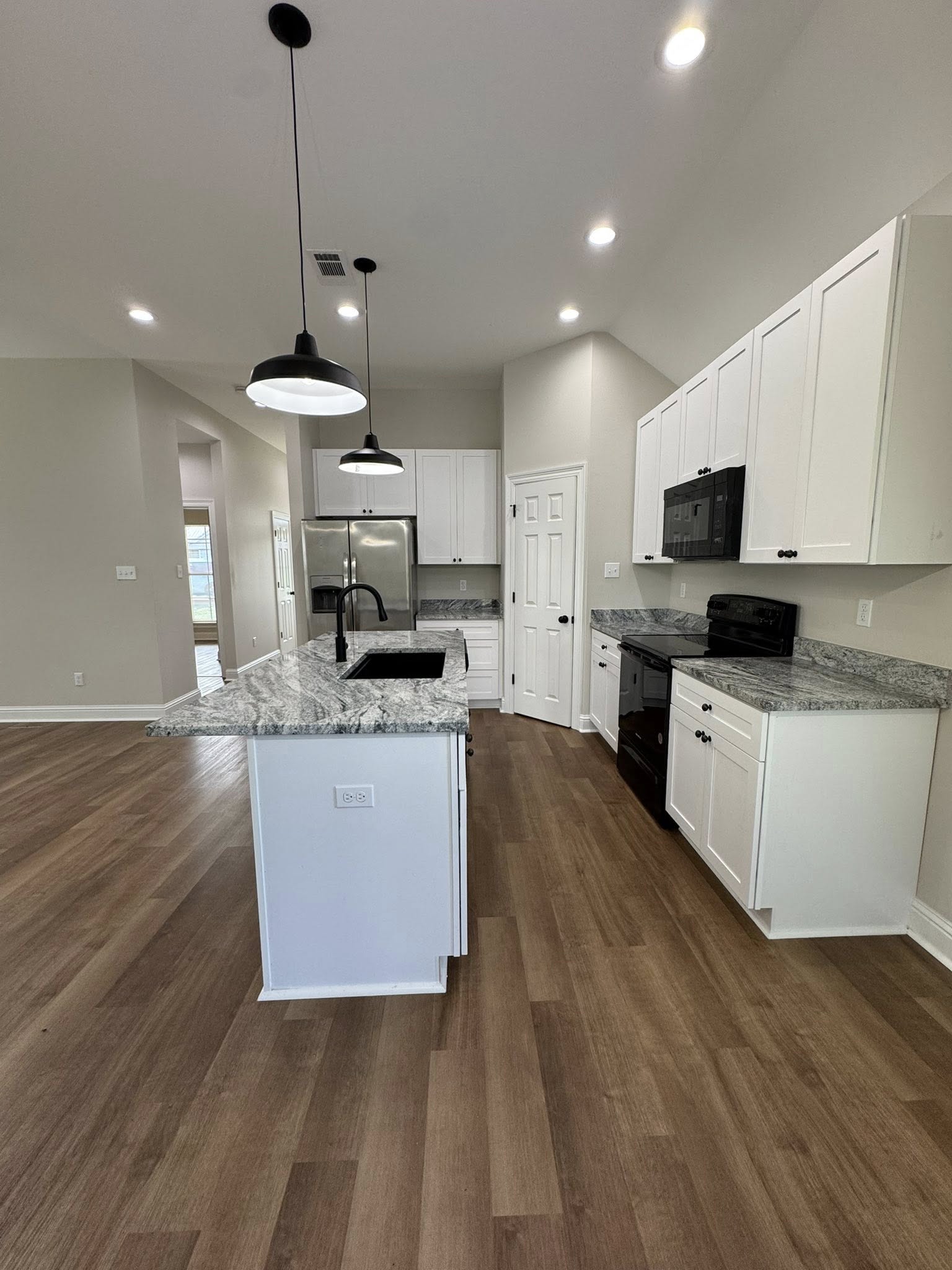 Moore New Homes LLC 3307 W Airline Hwy, Reserve Louisiana 70084