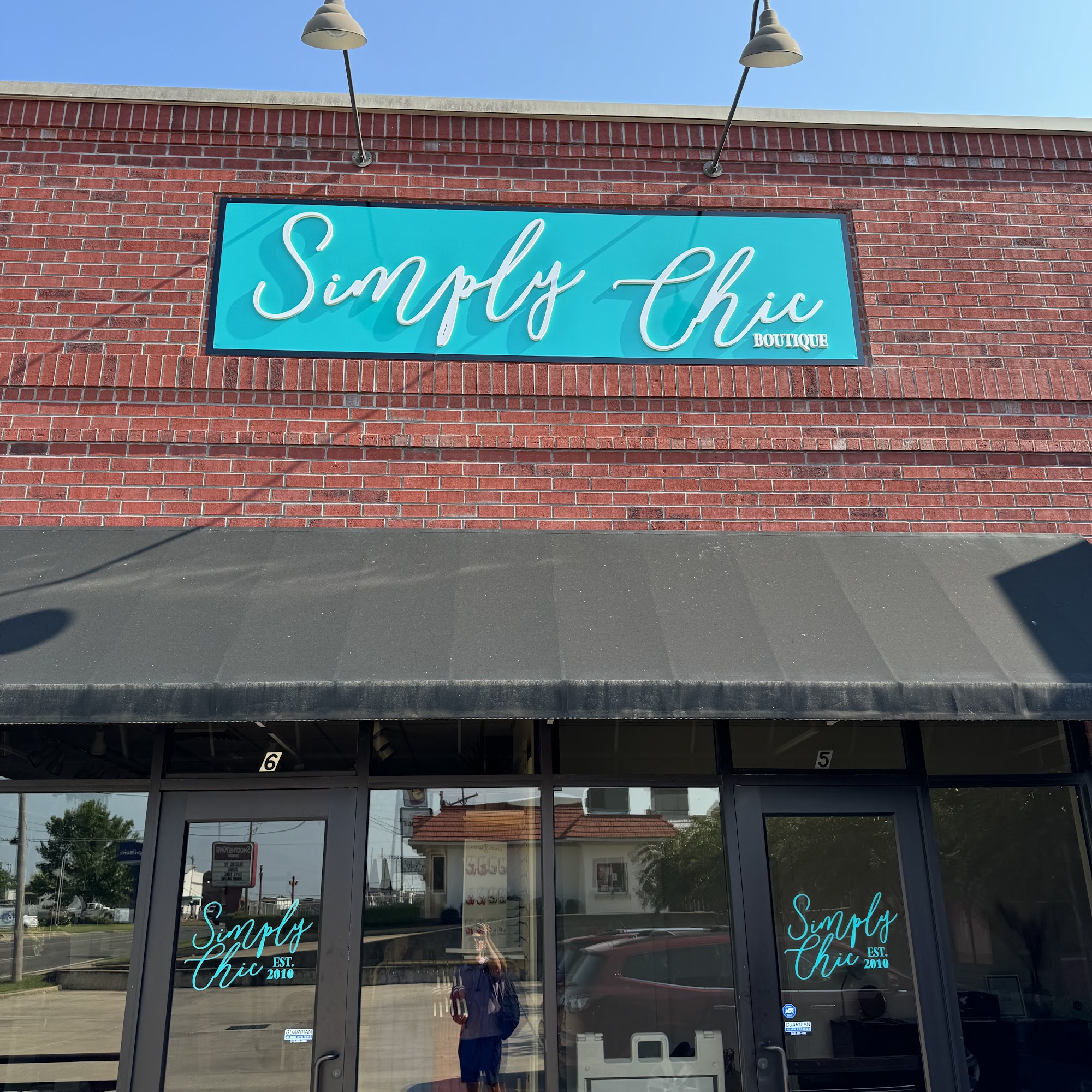 Simply Chic Boutique Ruston Ruston