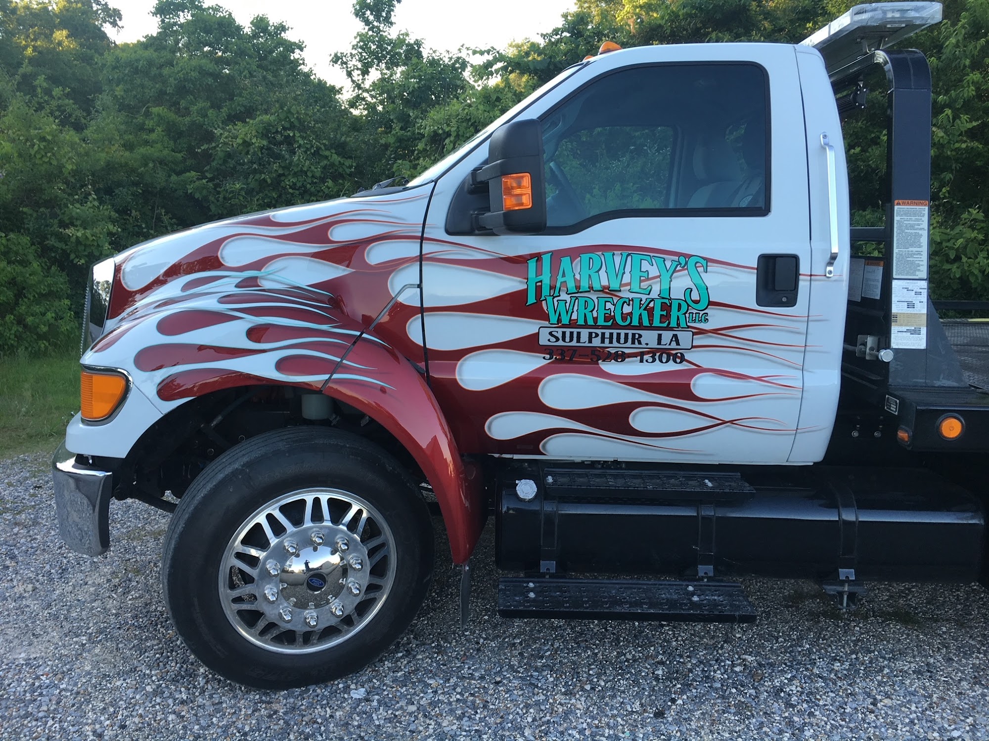 Harvey's Wrecker LLC