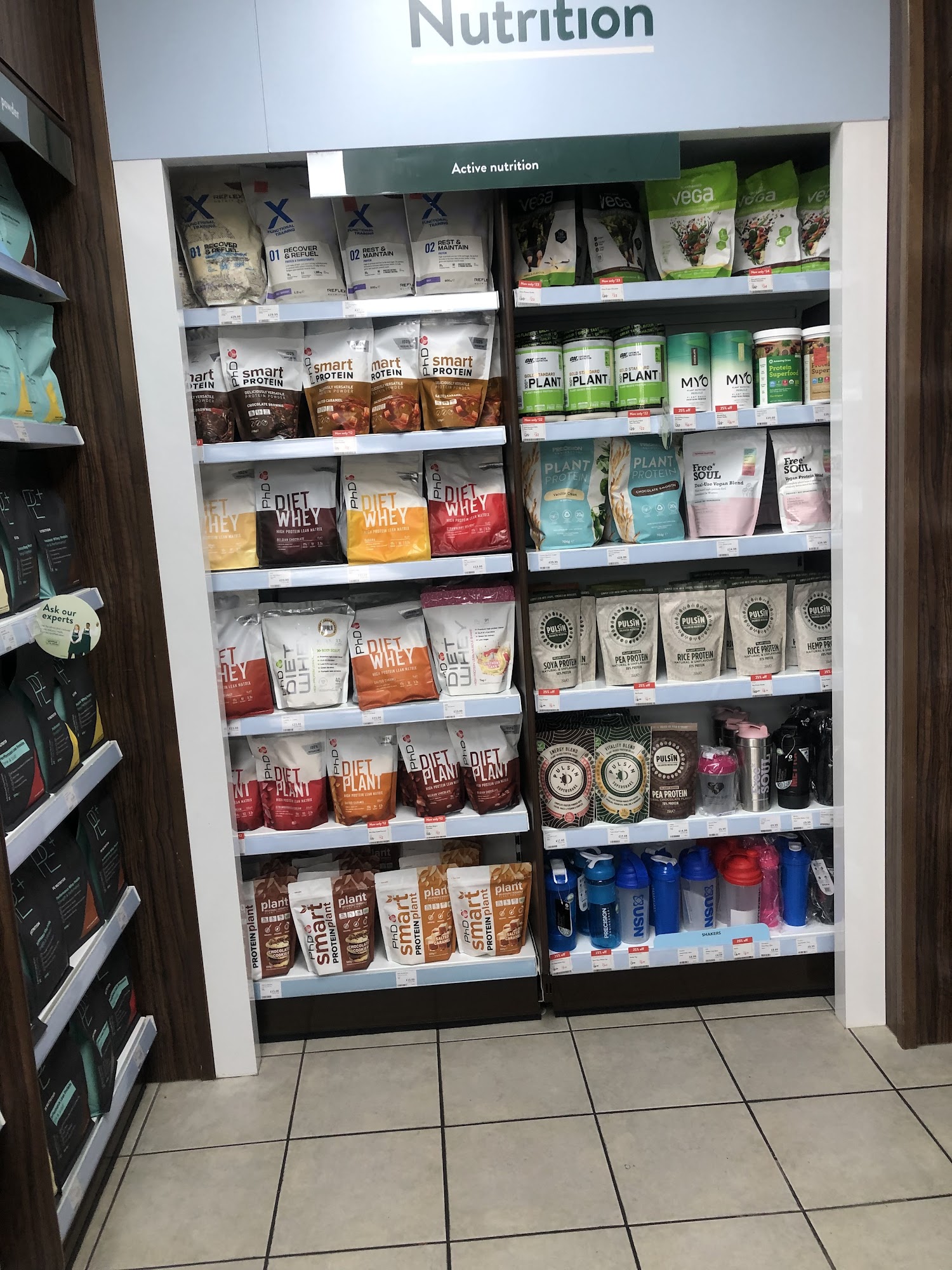 Holland & Barrett - Beaumont Leys