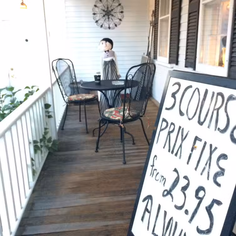 Photo credit: opentable