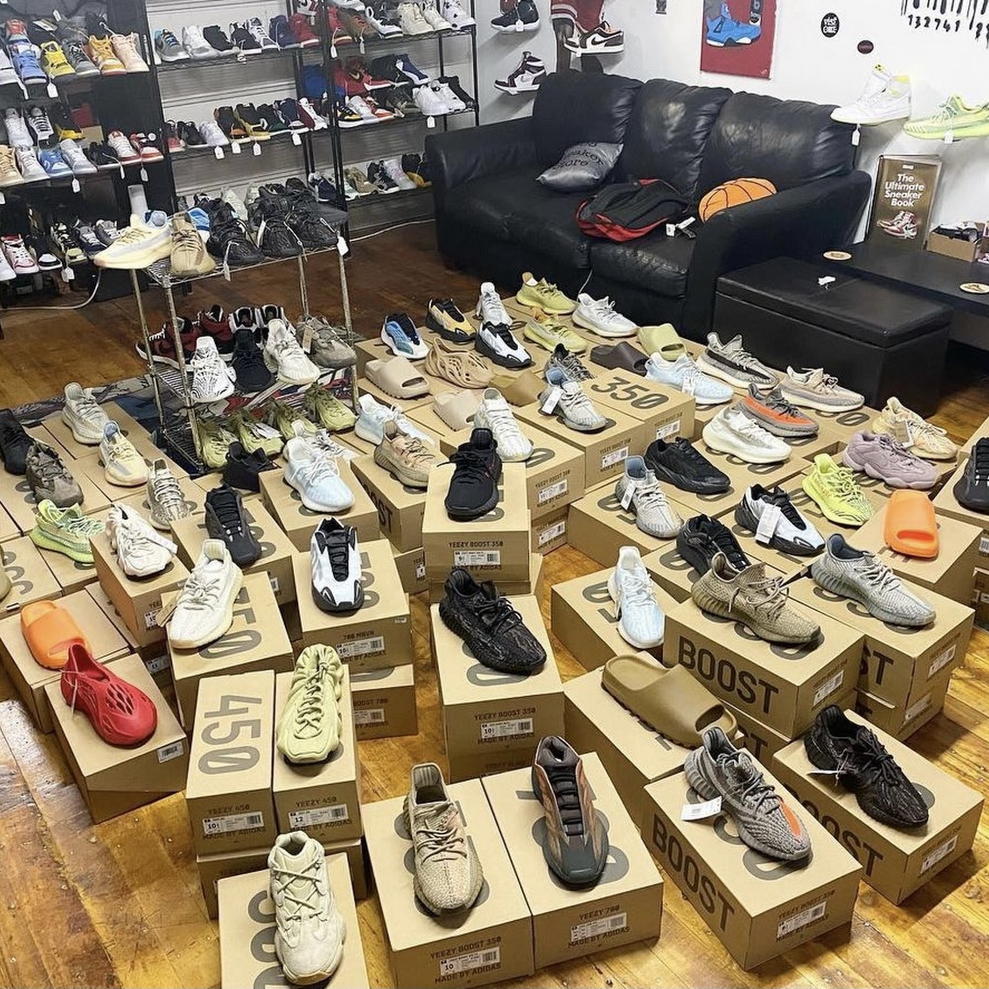 508 SneakerStore Acushnet