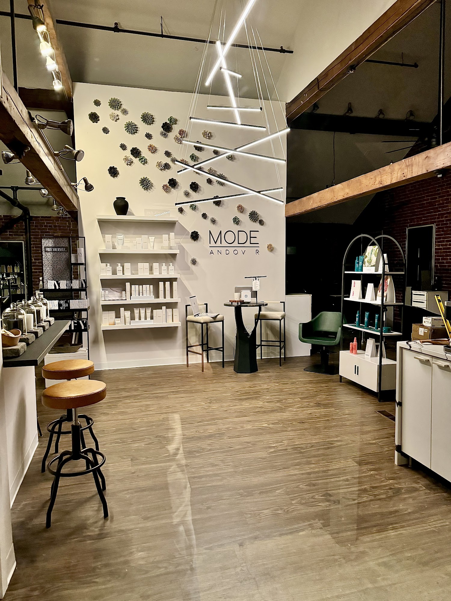 Michael Rafuse - Master Hairstylist 1 Dundee Park Dr #6, Andover Massachusetts 01810