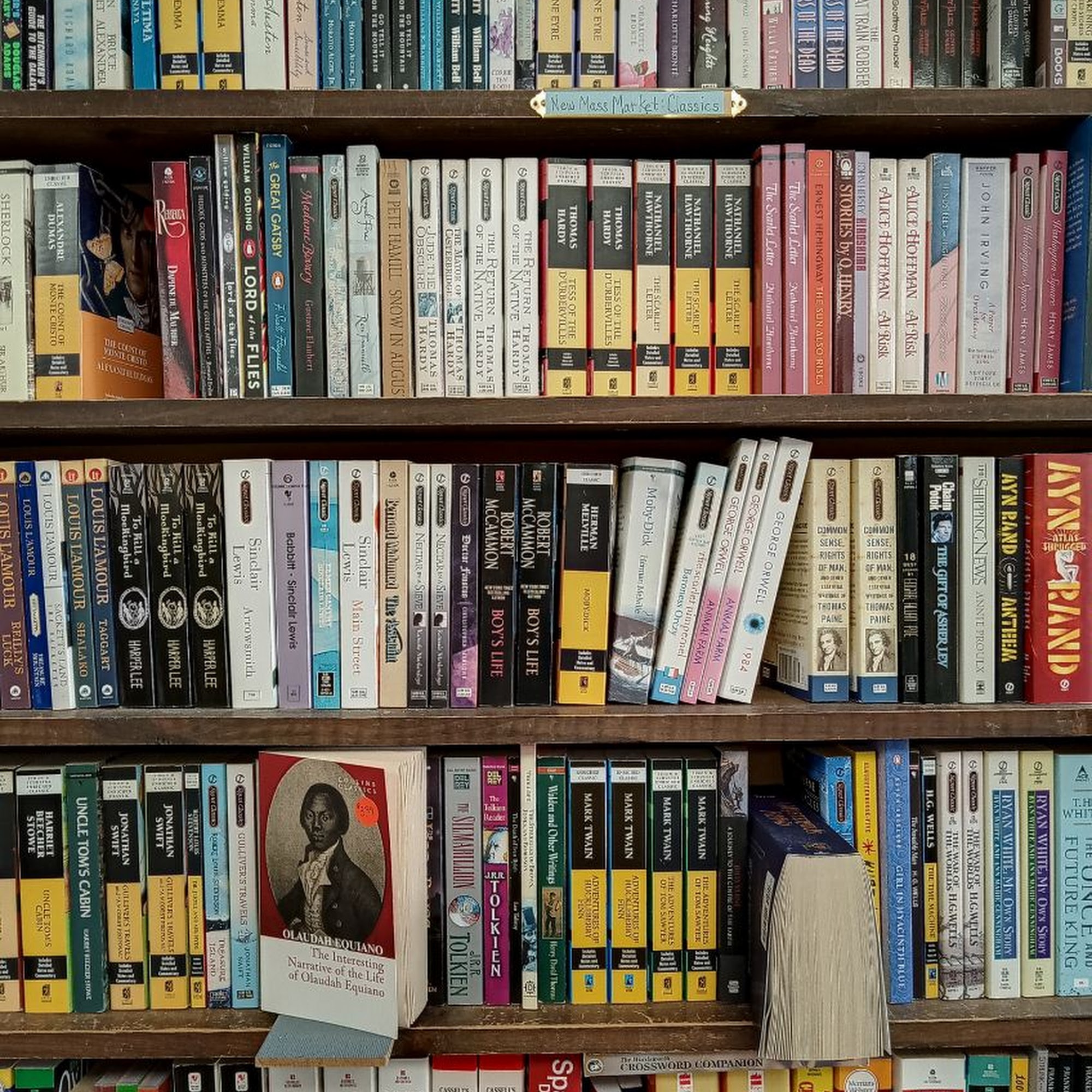 Annie's Book Stop Beverly