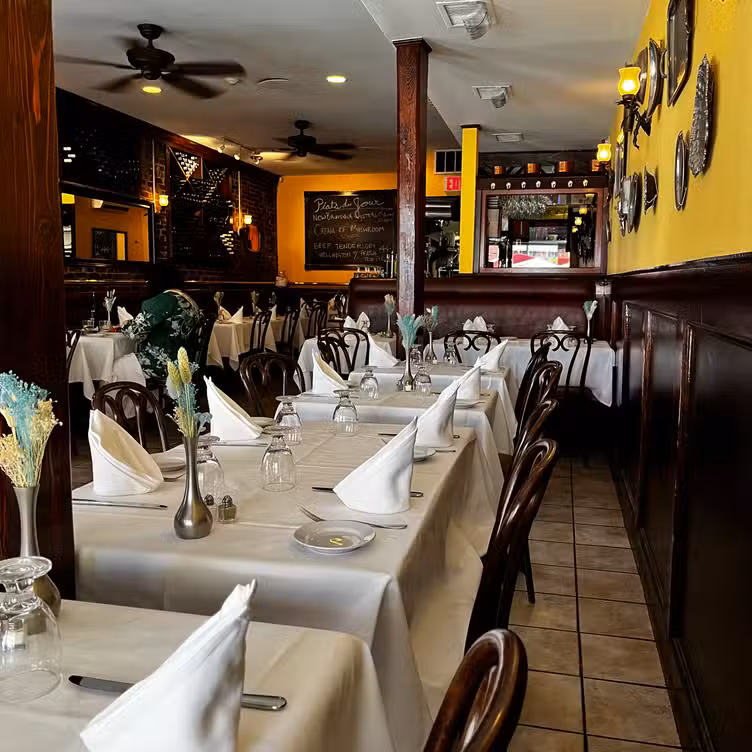 Photo credit: opentable