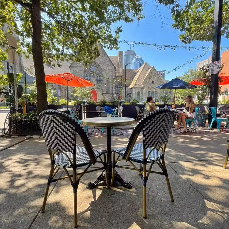 Photo credit: opentable