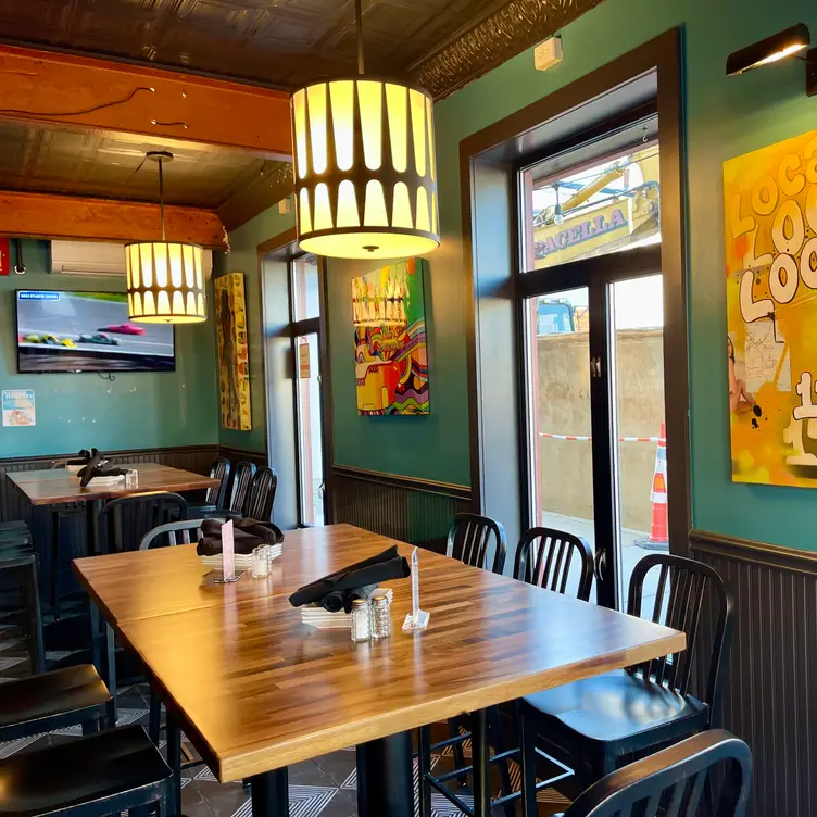 Photo credit: opentable