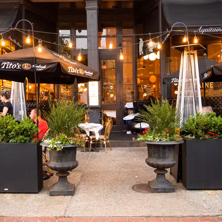 Photo credit: opentable