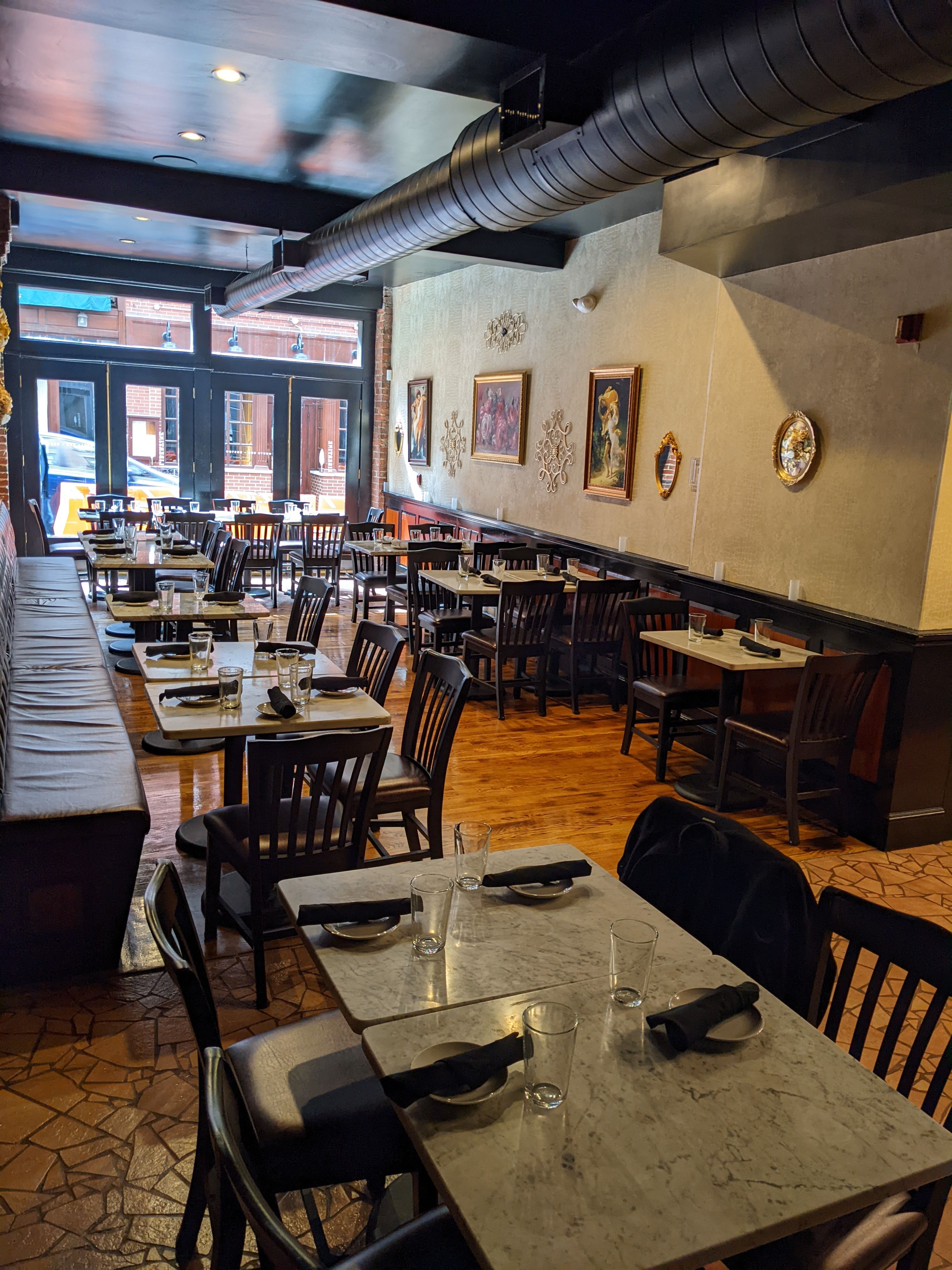 Photo credit: opentable