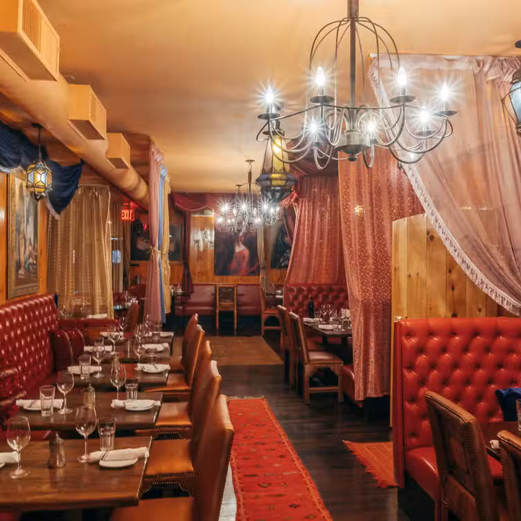 Photo credit: opentable