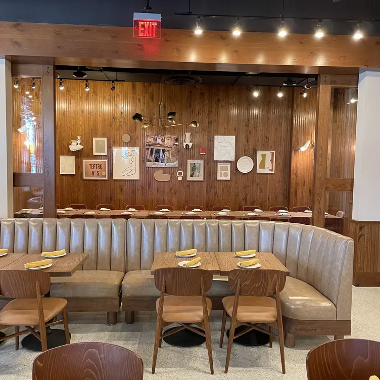 Photo credit: opentable