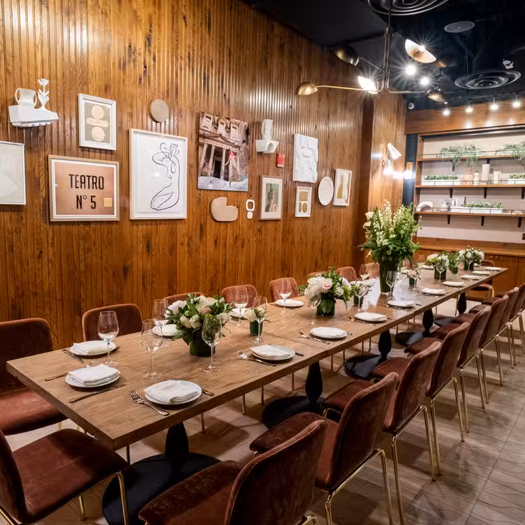 Photo credit: opentable