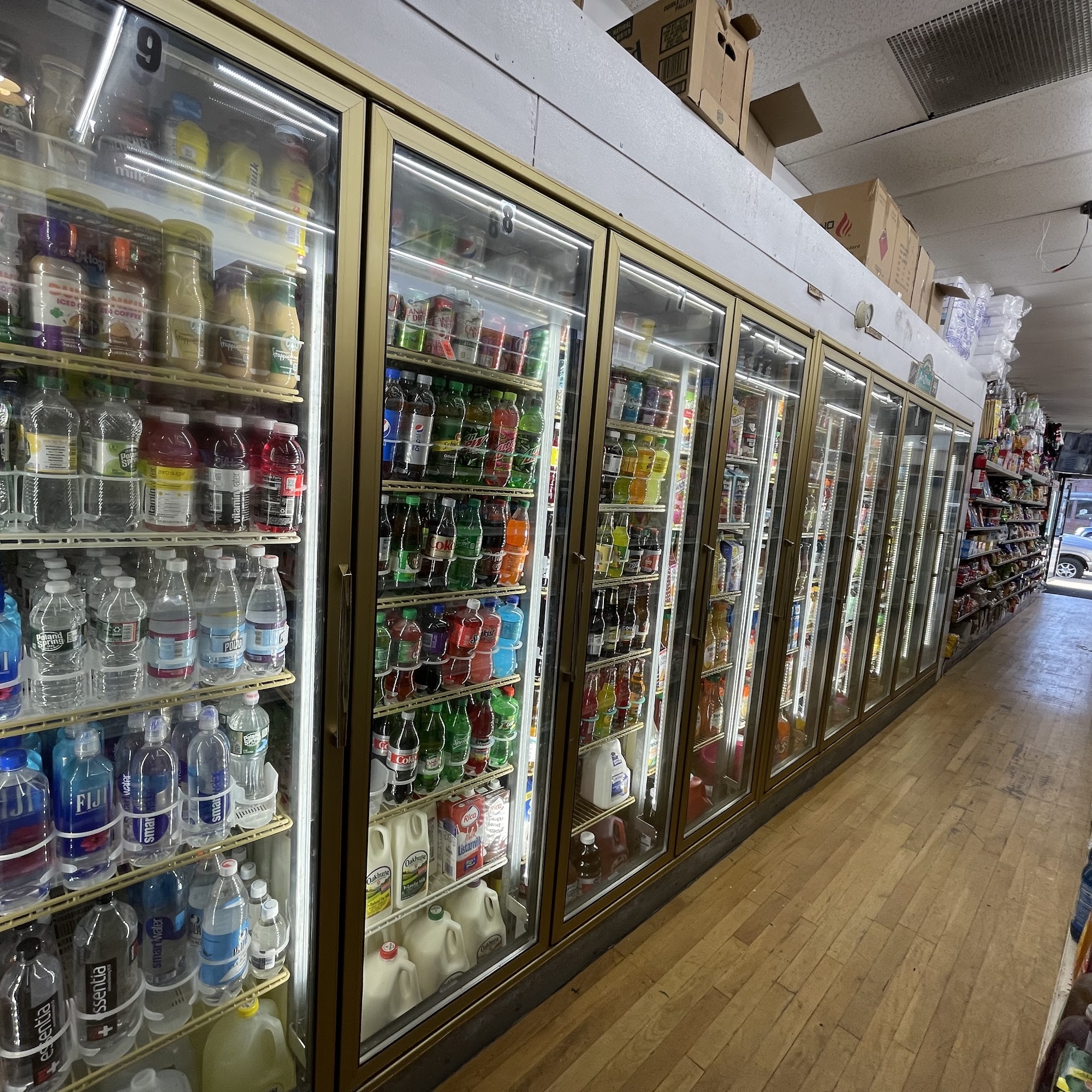 Blue Hill Convence Store Boston