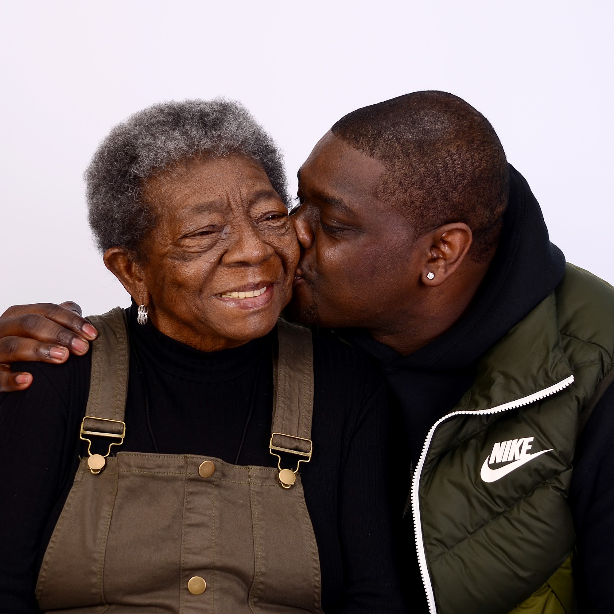 Portrait Simple Braintree