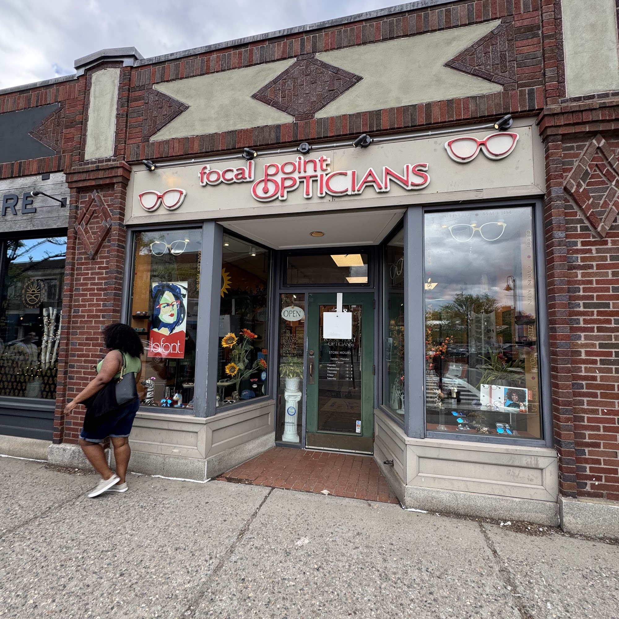 Focal Point Opticians Inc