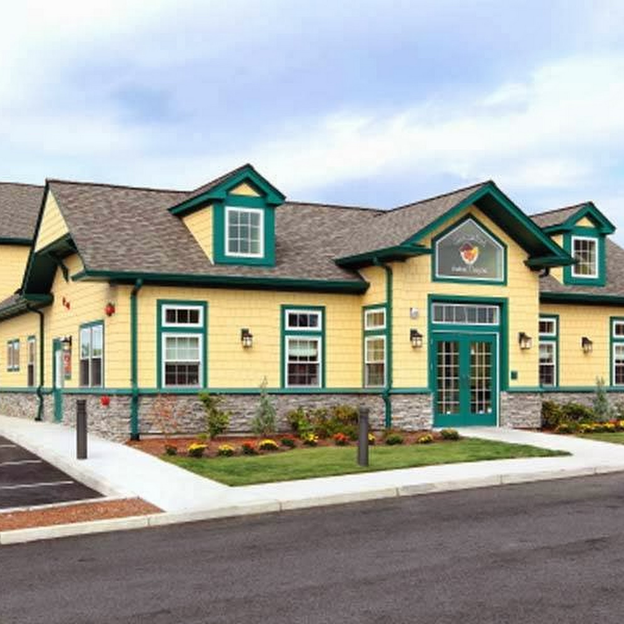 Chelmsford Animal Hospital: Patricia Berchtold DVM Chelmsford