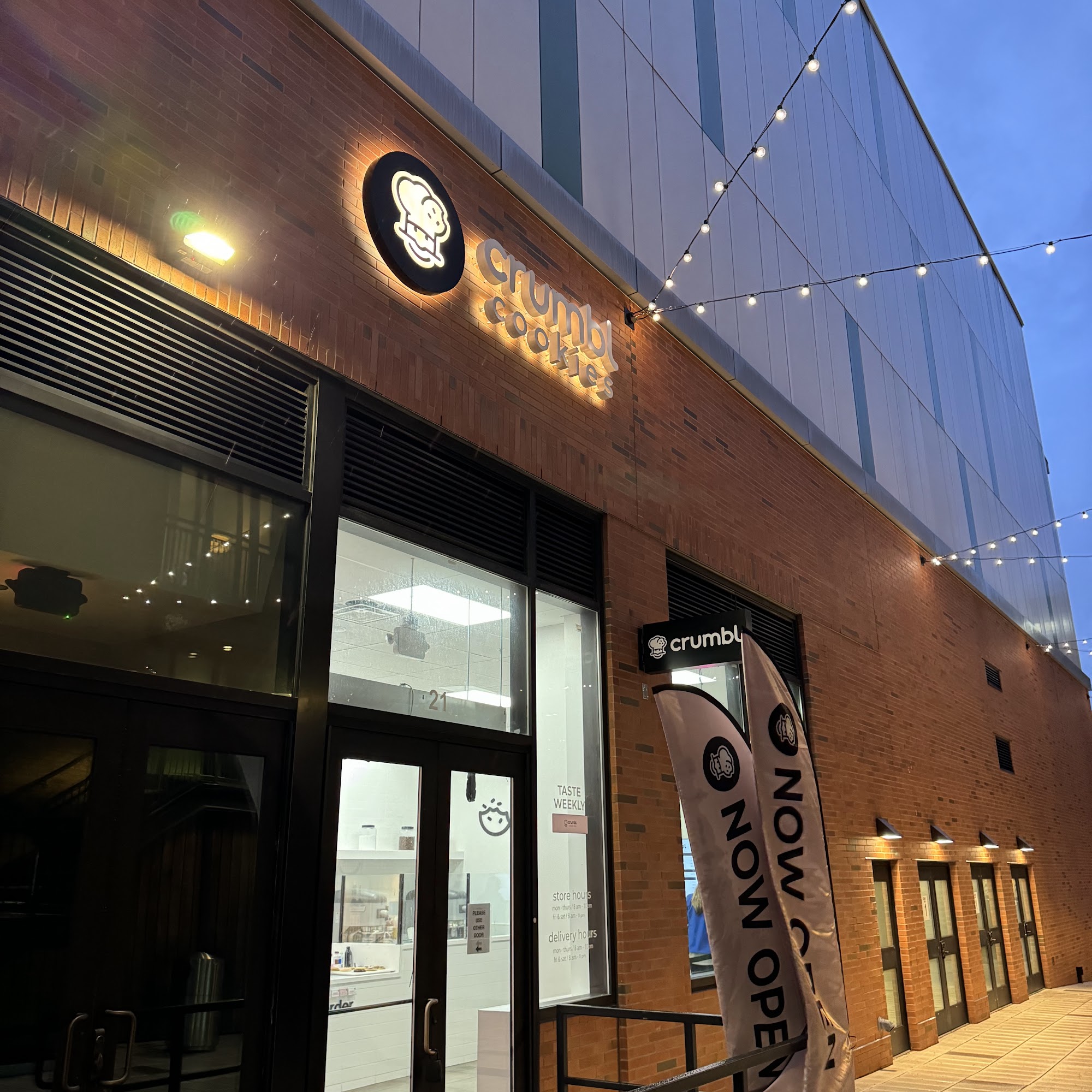 Crumbl 21 District Ave, Dorchester