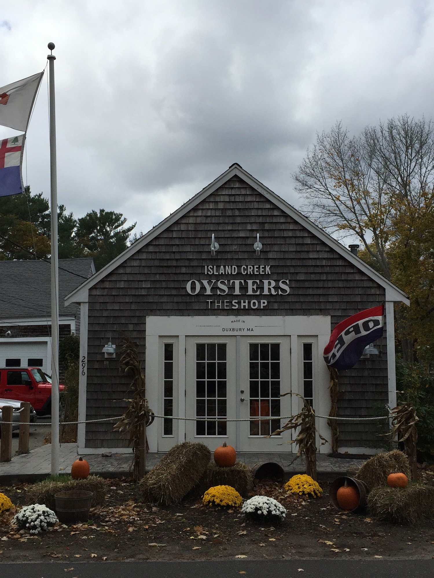 Island Creek Oyster Retail Shop Duxbury