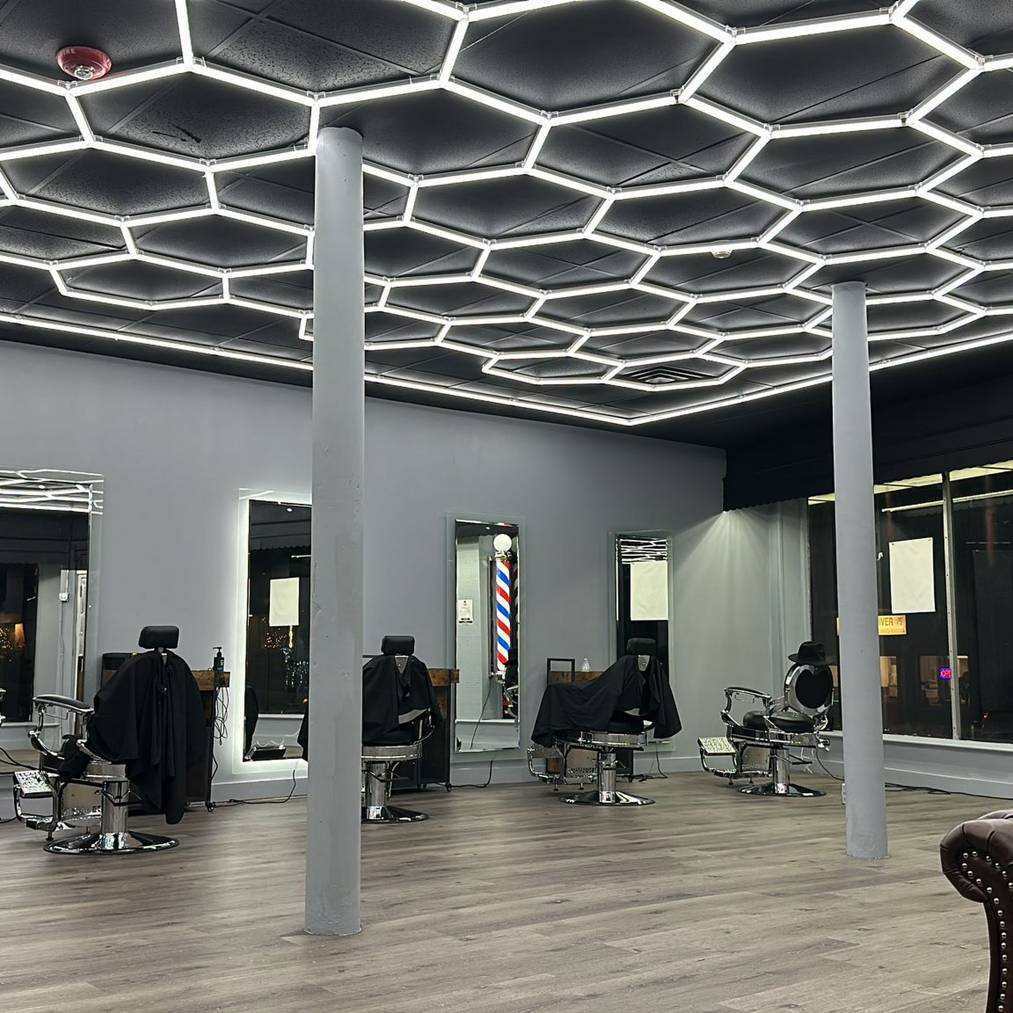 Jean Mariano Hair 1801 S Main St, Fall River Massachusetts 02724