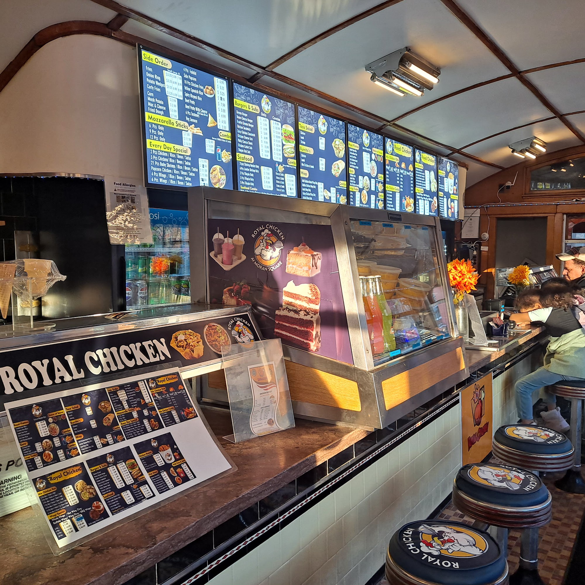 ROYAL CHICKEN & GRILL