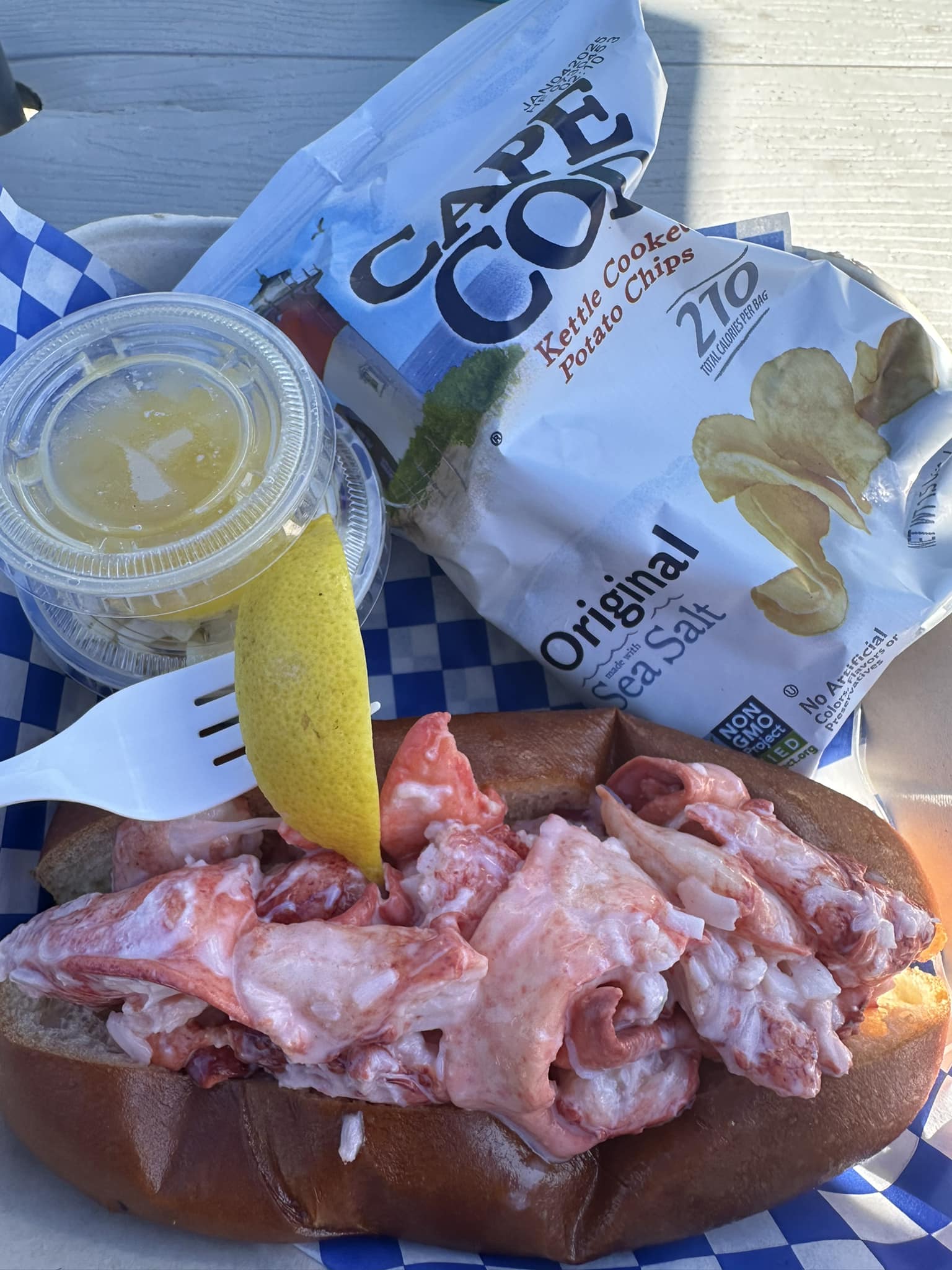 The Lazy Lobstah and Grill Forestdale