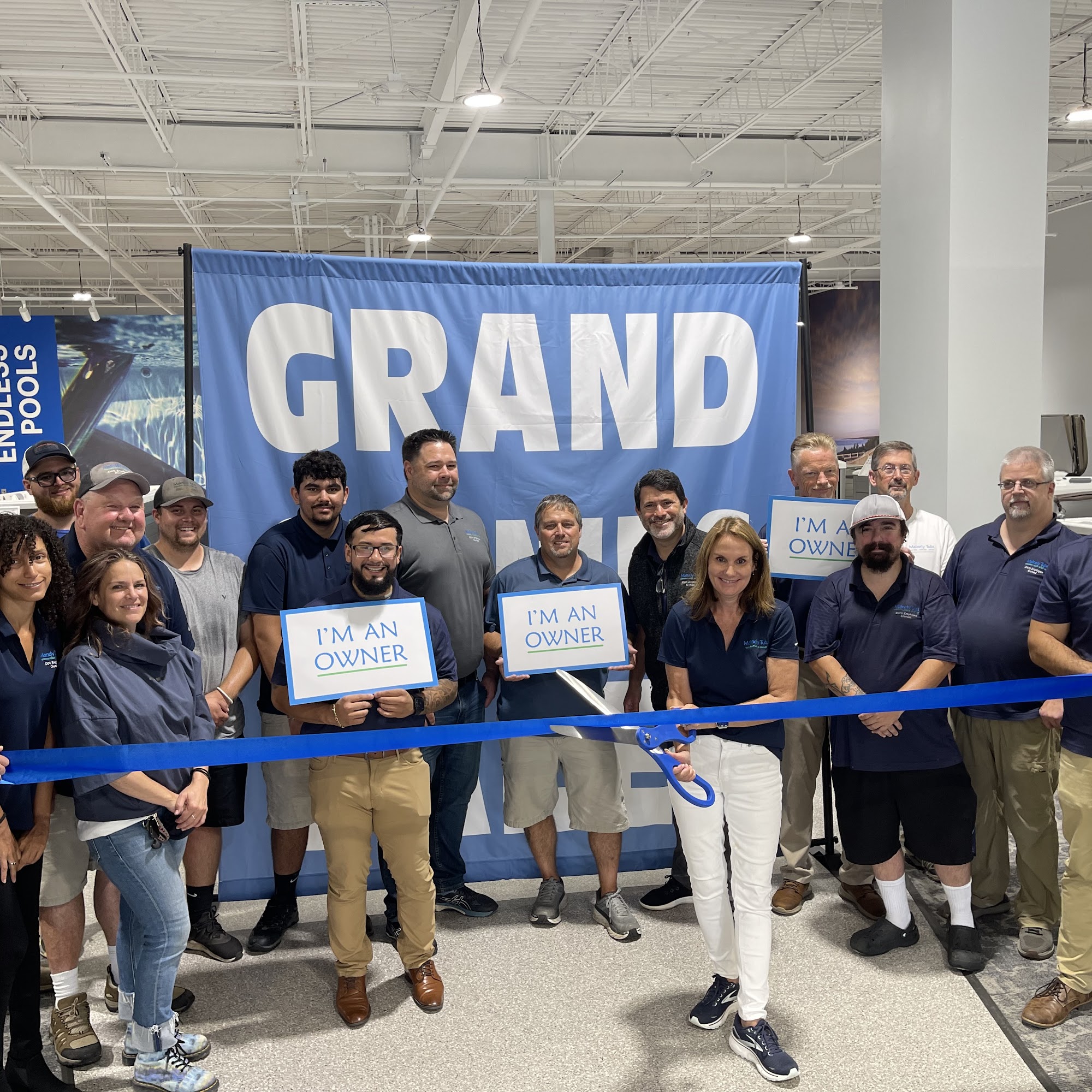 Mainely Tubs 1 Worcester Rd Unit 9950, Framingham Massachusetts 01701